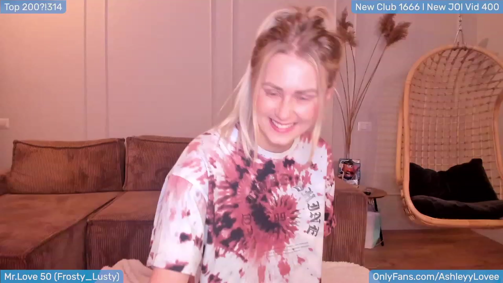 Gallery image thumbnail from AshLoveBday's myfreecams stream on, 01/23/2024, 22:03 image 1 of 20