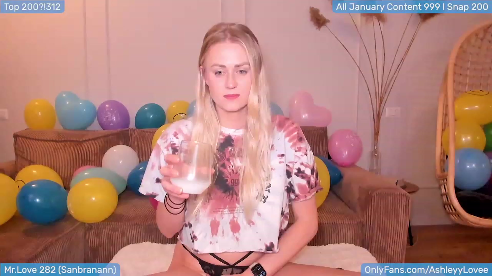 Gallery image thumbnail from AshLoveBday's myfreecams stream on, 01/28/2024, 20:50 image 15 of 20