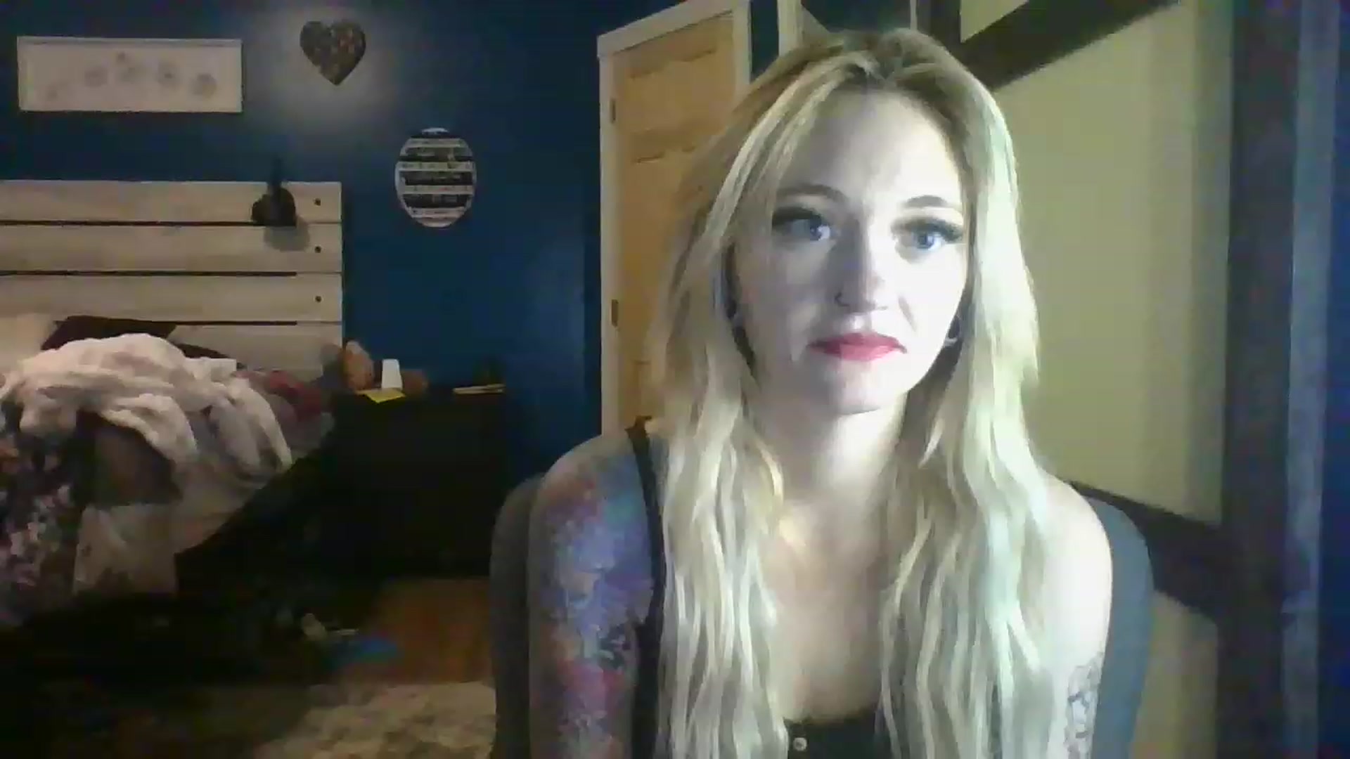 Gallery image thumbnail from AshSapphire's myfreecams stream on, 11/18/2022, 03:22 image 20 of 20