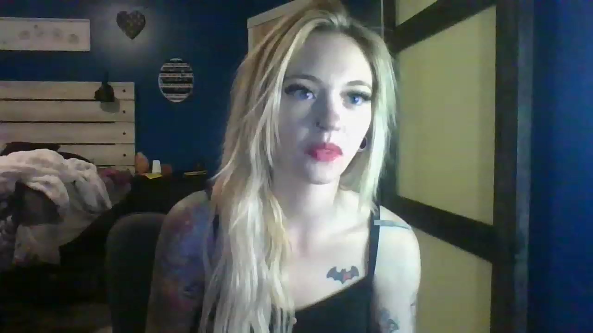 Gallery image thumbnail from AshSapphire's myfreecams stream on, 11/18/2022, 04:35 image 20 of 20