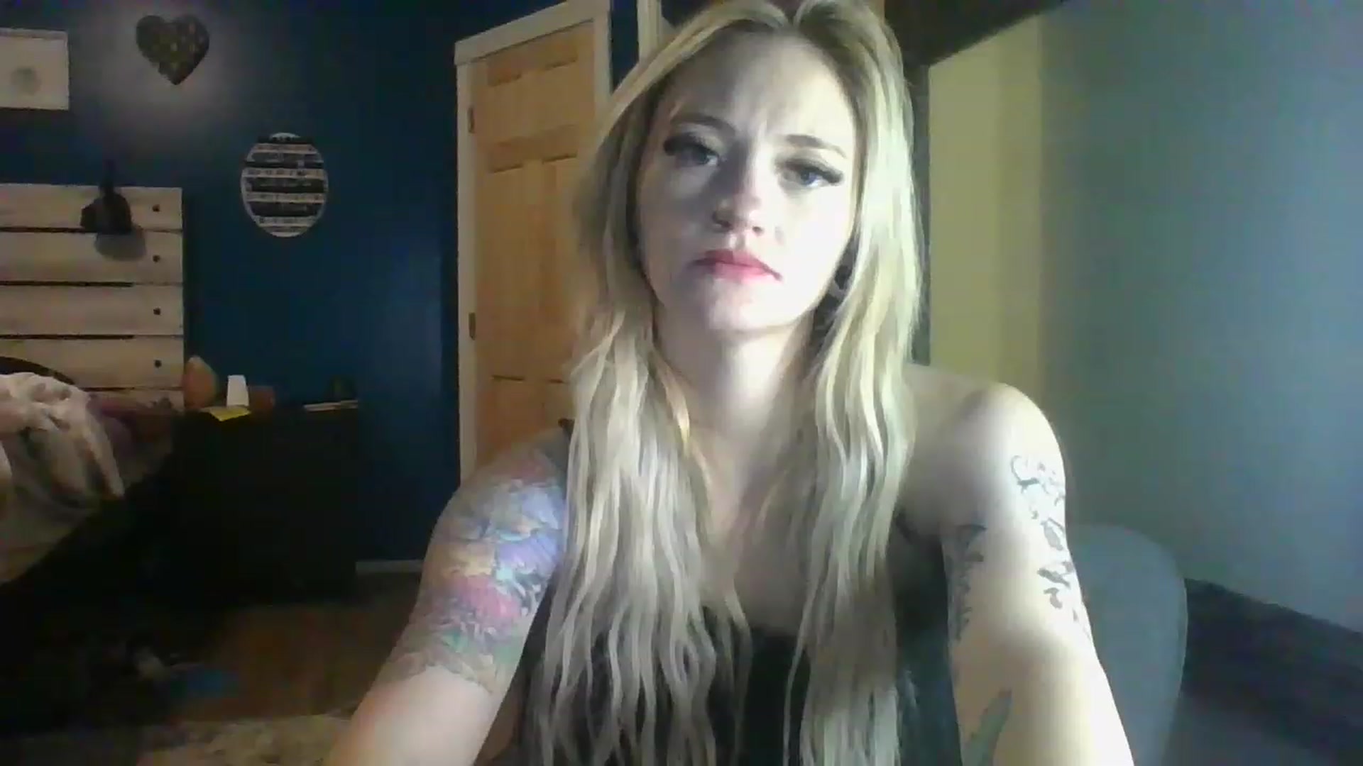 Gallery image thumbnail from AshSapphire's myfreecams stream on, 11/18/2022, 08:01 image 12 of 20