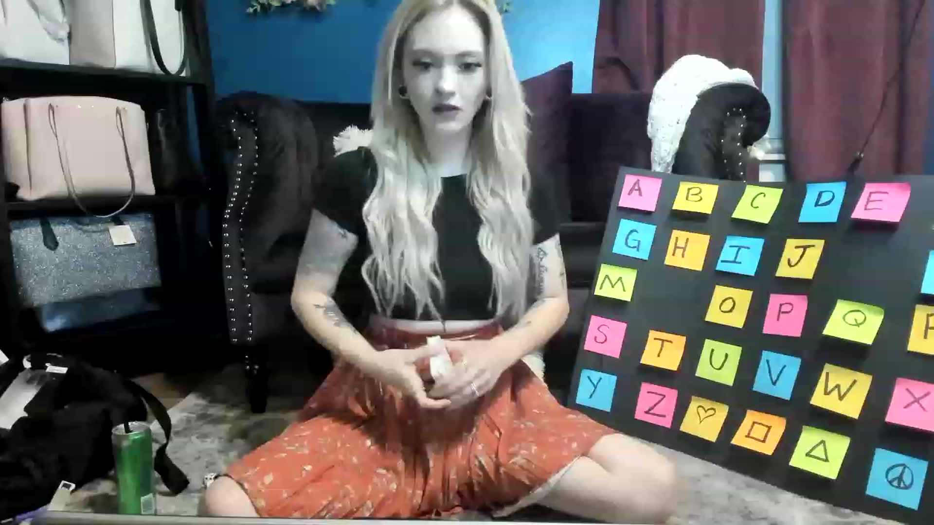 Gallery image thumbnail from AshSapphire's myfreecams stream on, 11/23/2022, 04:19 image 1 of 20