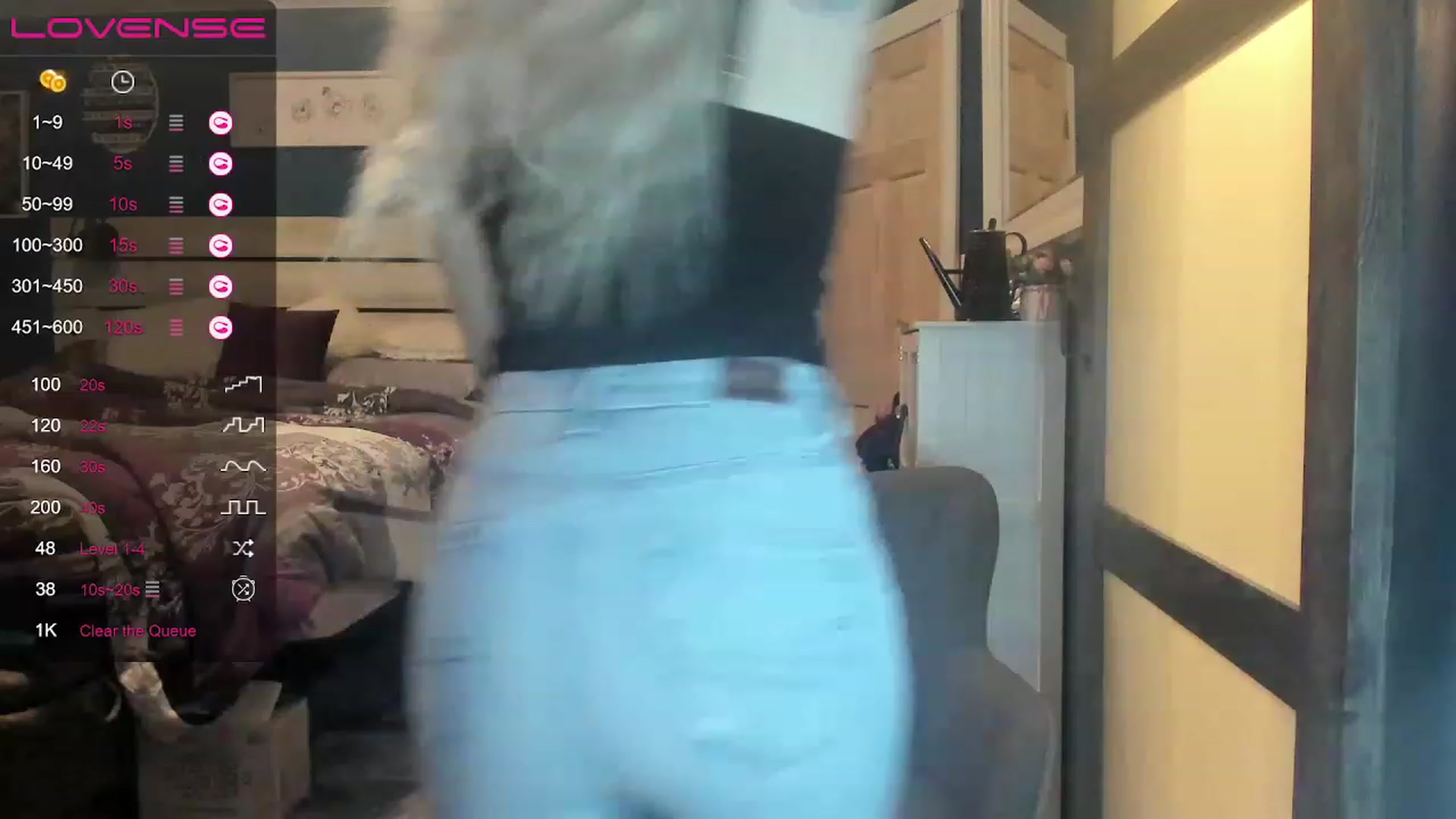 Gallery image thumbnail from AshSapphire's myfreecams stream on, 12/12/2022, 19:00 image 14 of 20