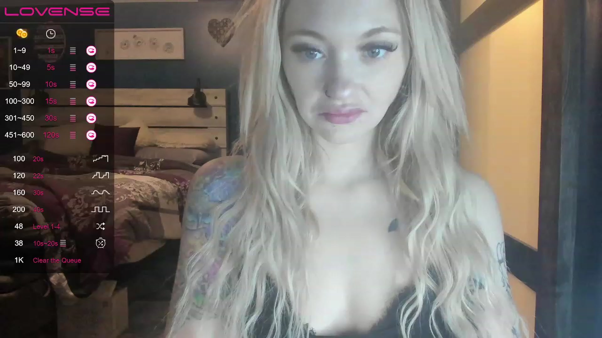 Gallery image thumbnail from AshSapphire's myfreecams stream on, 12/12/2022, 19:00 image 12 of 20
