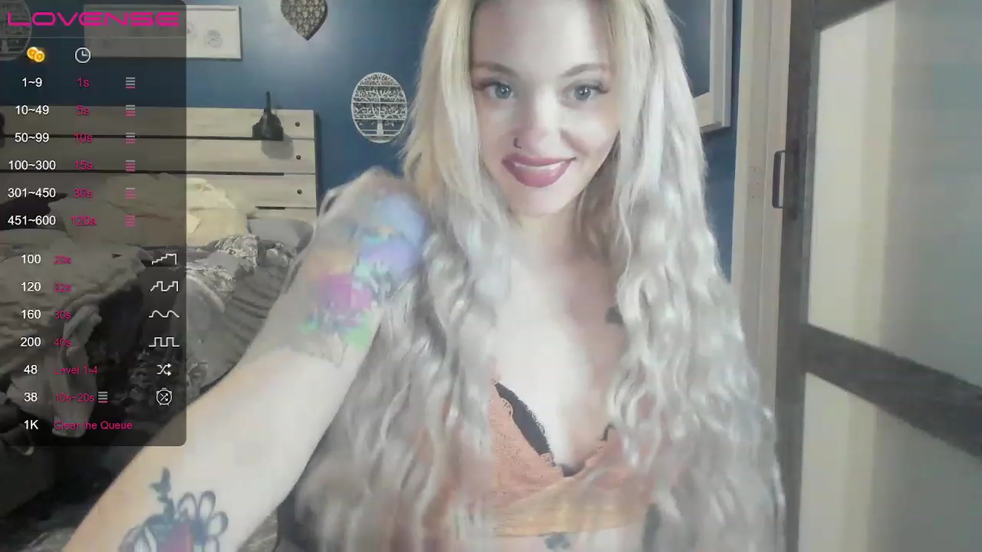 Gallery image thumbnail from AshSapphire's myfreecams stream on, 01/26/2023, 20:31 image 3 of 20