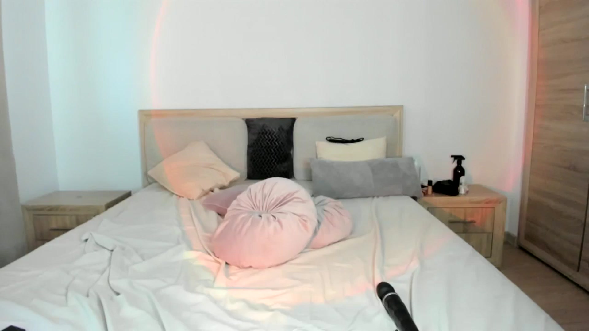Gallery image thumbnail from AshYouNeed's myfreecams stream on, 09/21/2024, 17:04 image 4 of 20