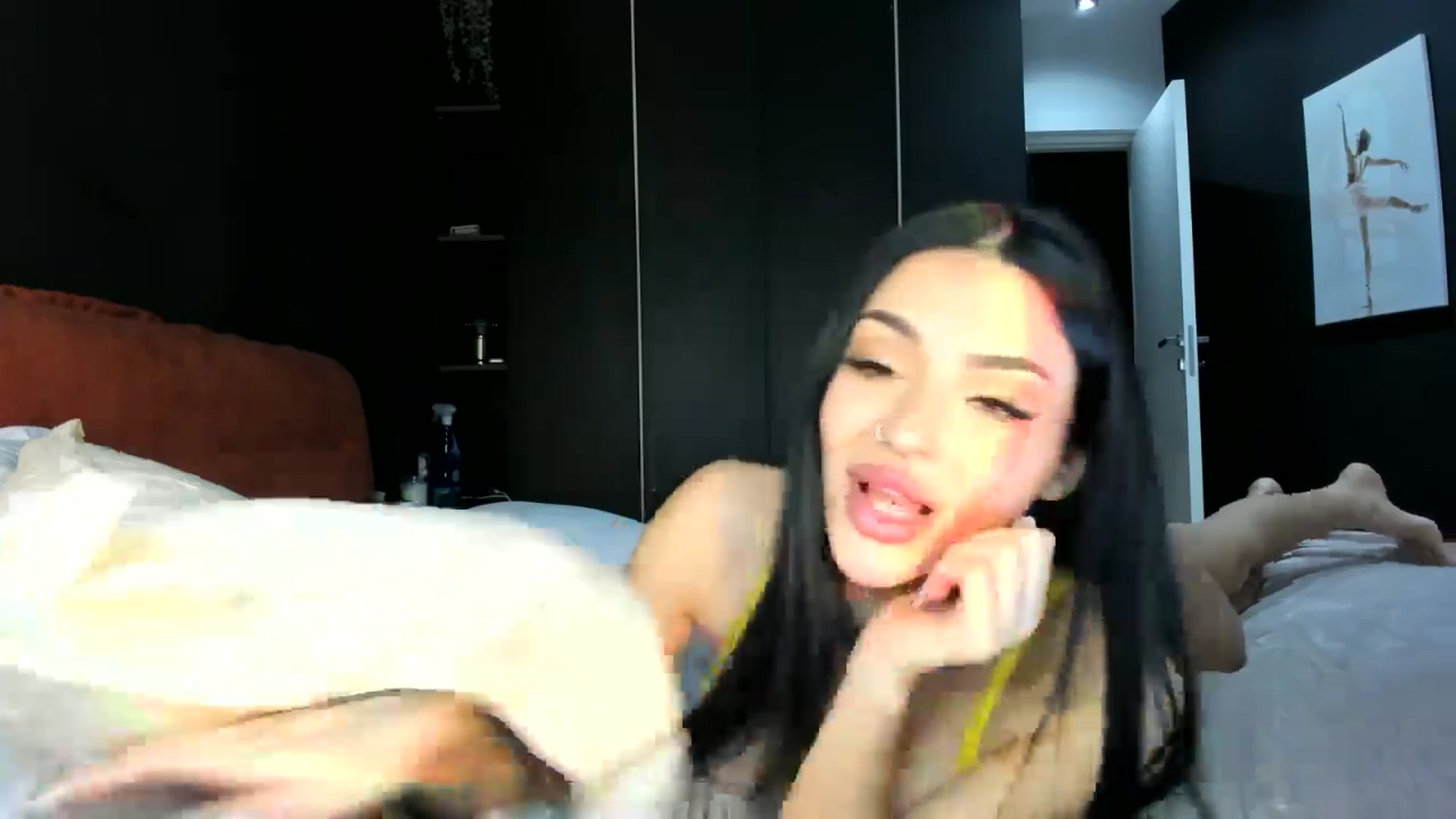 Gallery image thumbnail from AshYouNeed's myfreecams stream on, 12/03/2024, 19:33 image 17 of 20