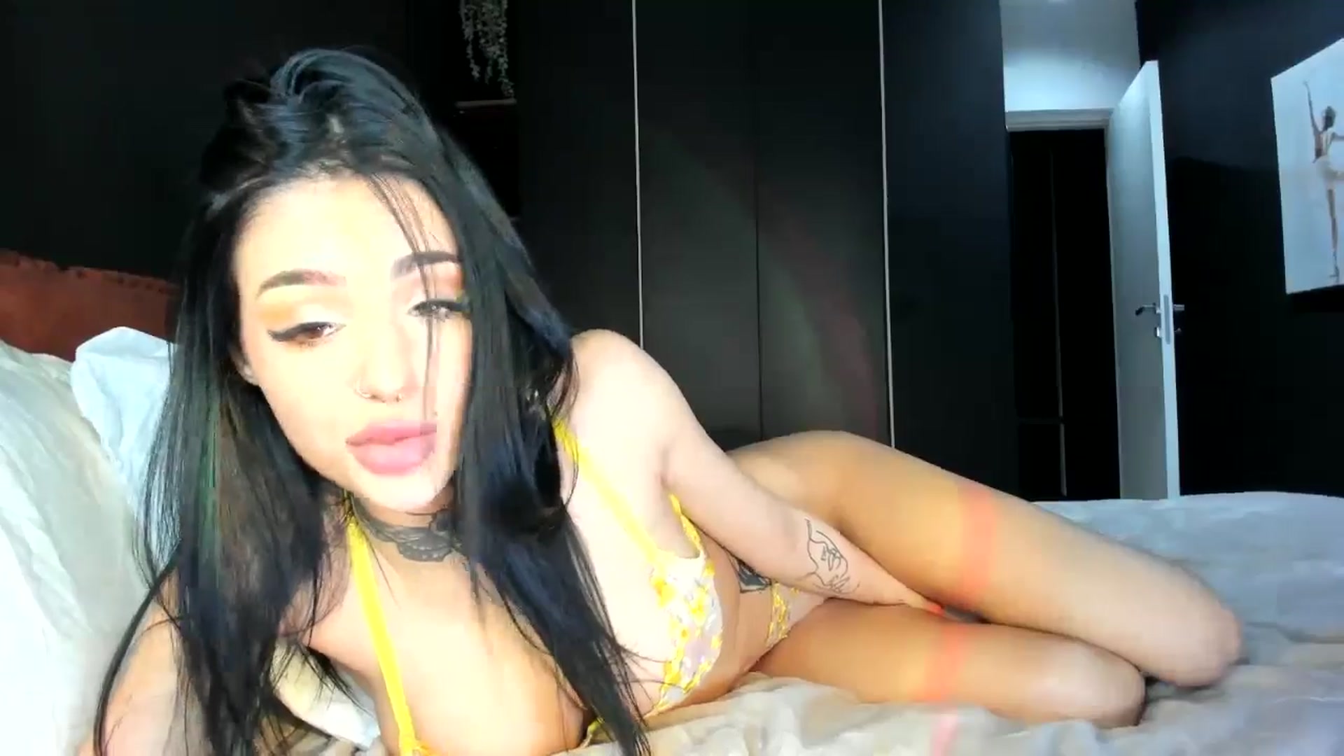 Gallery image thumbnail from AshYouNeed's myfreecams stream on, 12/03/2024, 19:33 image 11 of 20