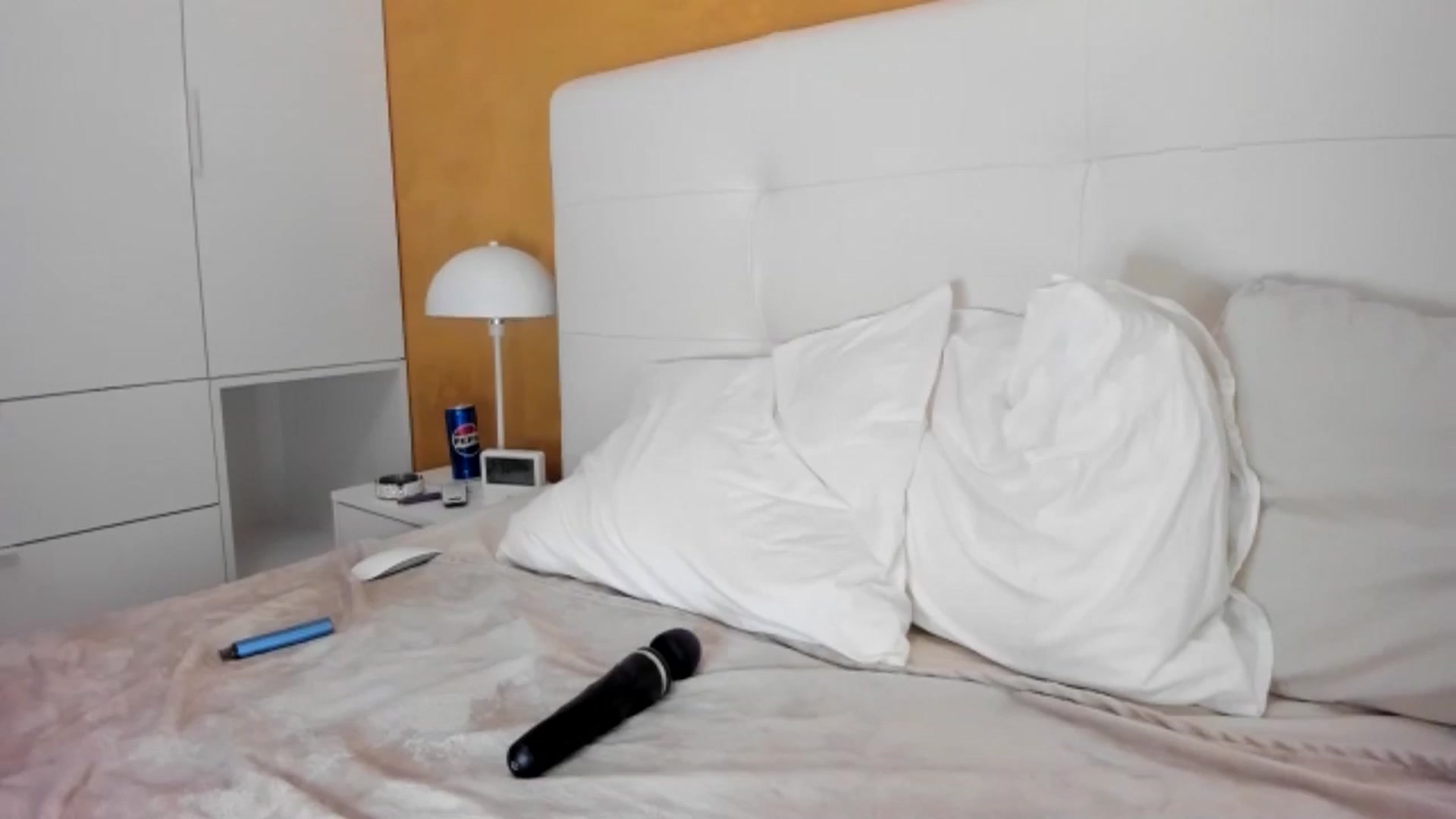 Gallery image thumbnail from AshYouNeed's myfreecams stream on, 02/09/2025, 21:01 image 15 of 20