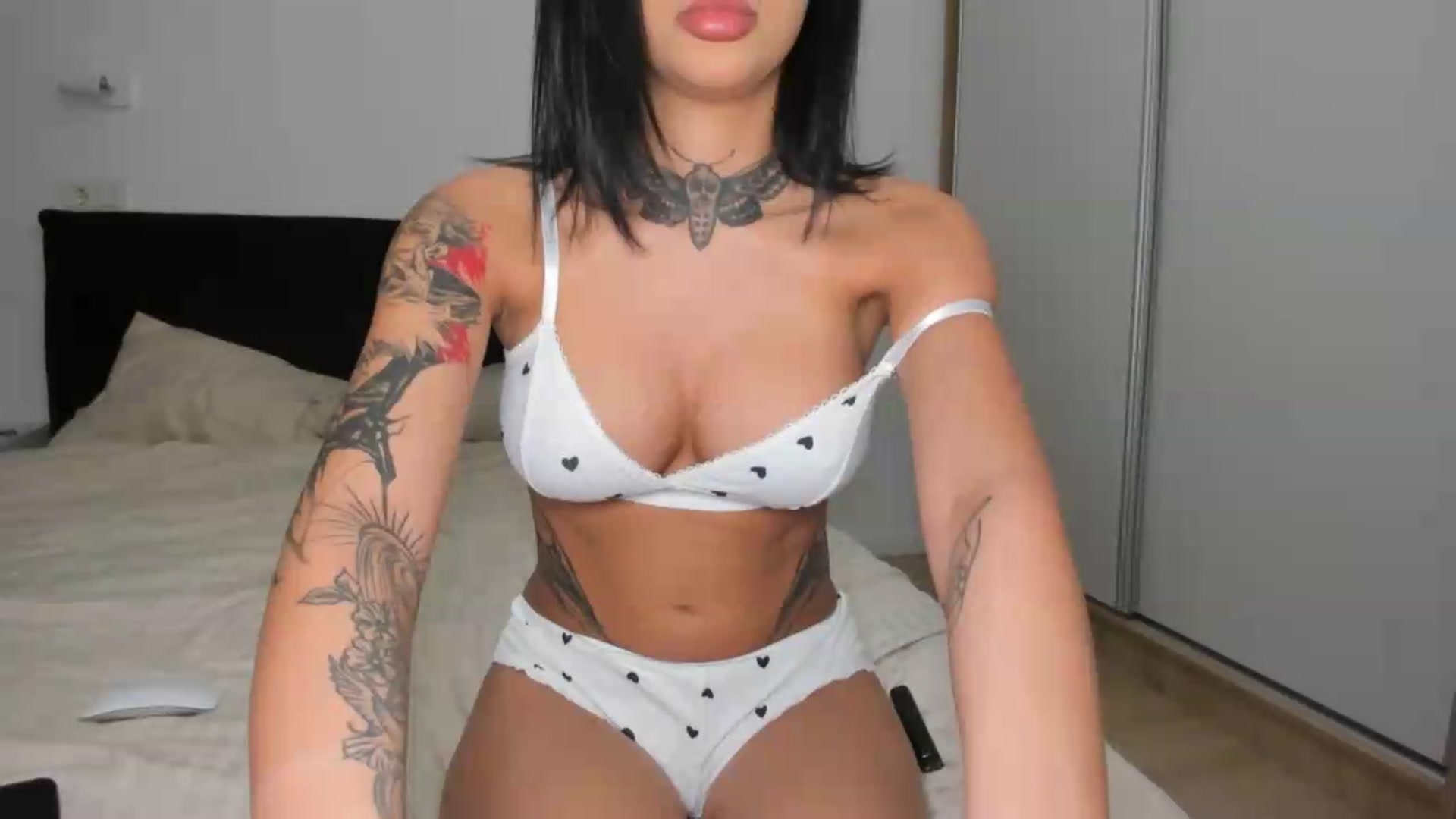 Gallery image thumbnail from AshYouNeed's myfreecams stream on, 06/28/2026, 19:36 image 7 of 20
