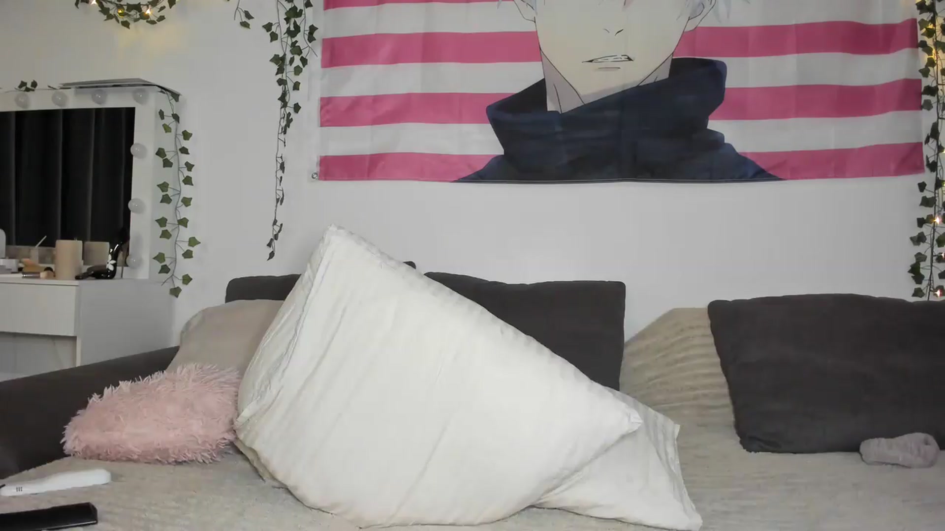 Gallery image thumbnail from AshYouNeed's myfreecams stream on, 08/23/2026, 22:23 image 13 of 20