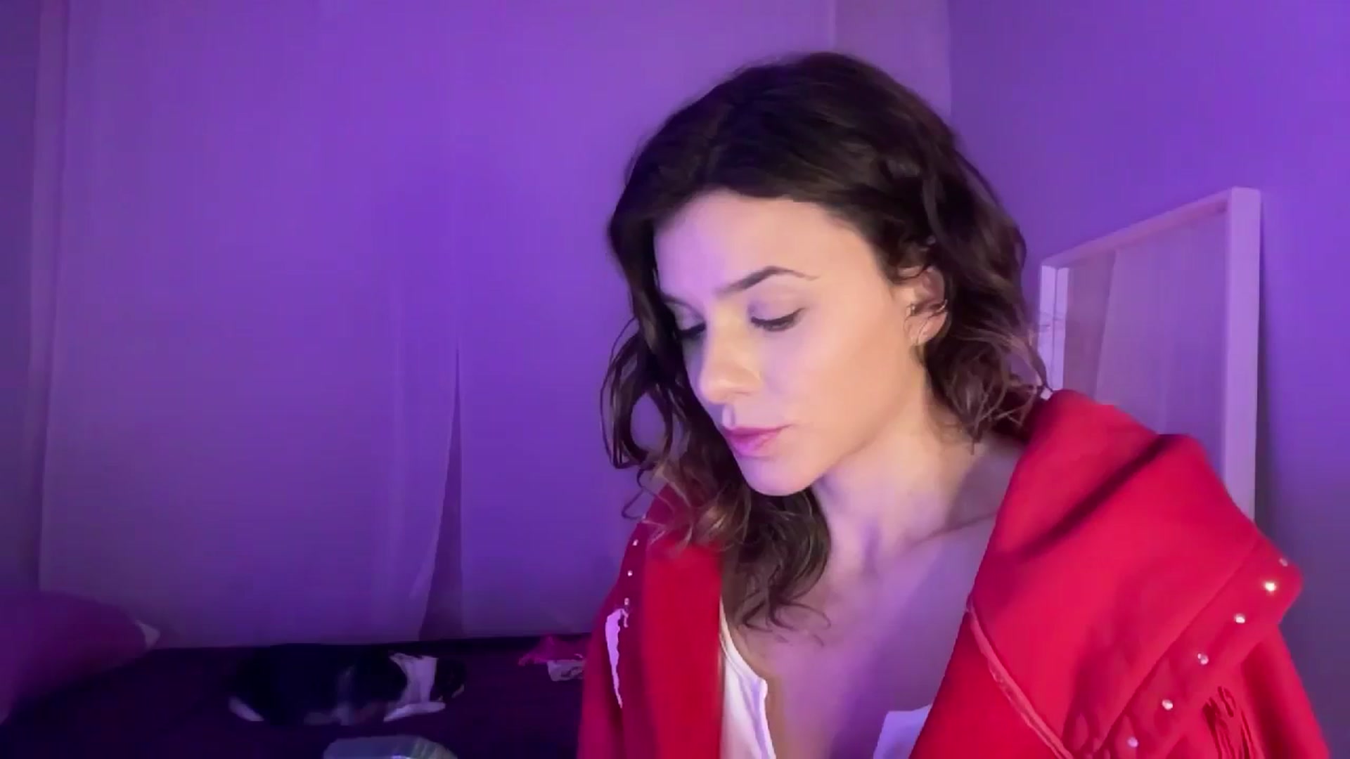 Gallery image thumbnail from AsheEllis's myfreecams stream on, 02/07/2024, 06:19 image 6 of 20