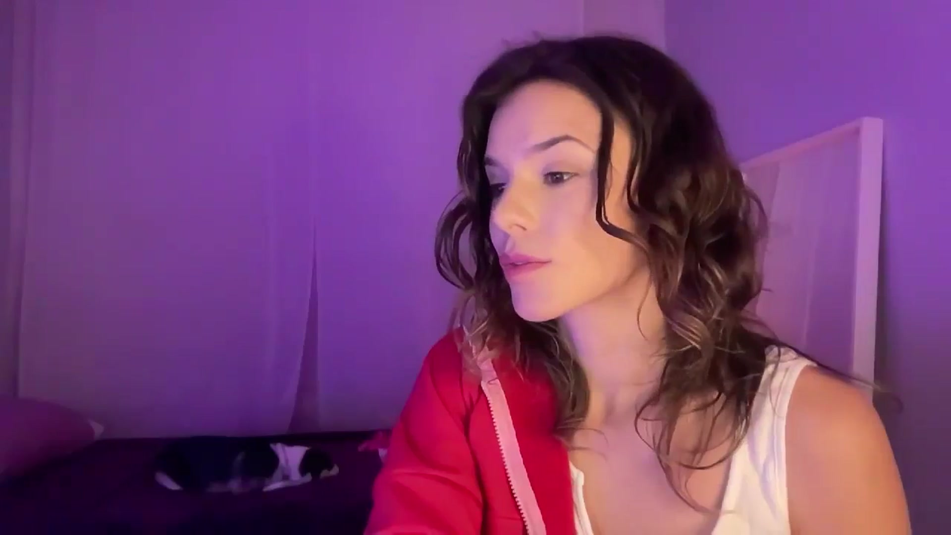 Gallery image thumbnail from AsheEllis's myfreecams stream on, 02/07/2024, 06:19 image 12 of 20