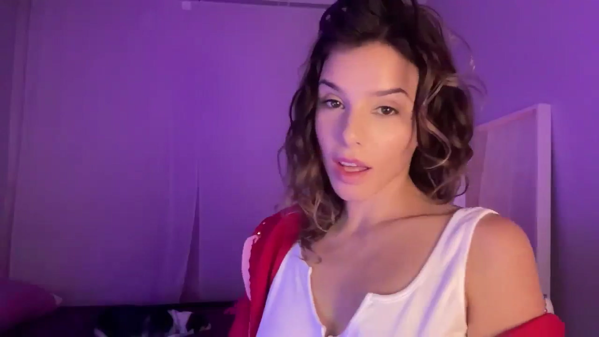 Gallery image thumbnail from AsheEllis's myfreecams stream on, 02/07/2024, 06:19 image 20 of 20