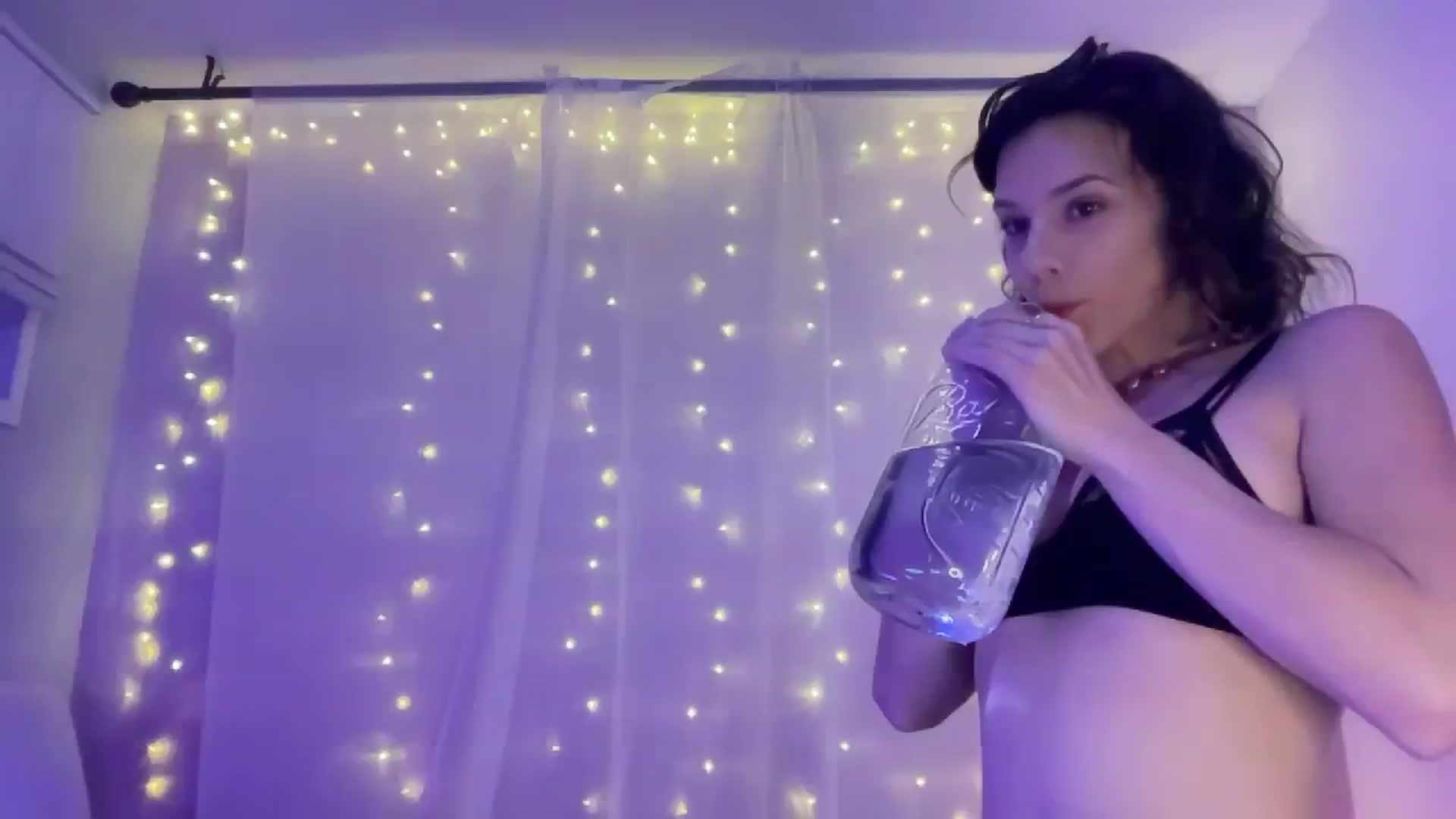 Gallery image thumbnail from AsheEllis's myfreecams stream on, 02/12/2024, 06:32 image 15 of 20