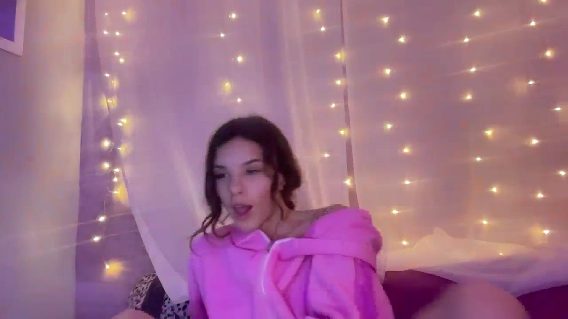 Gallery image thumbnail from AsheEllis's myfreecams stream on, 02/22/2024, 08:26 image 4 of 20