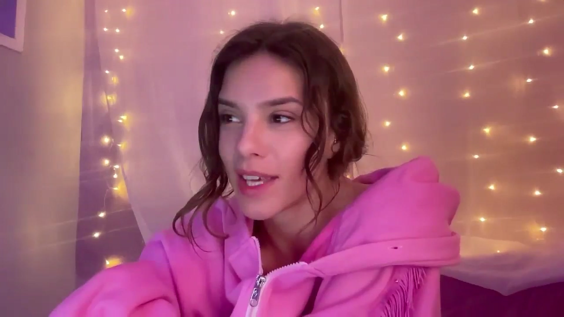 Gallery image thumbnail from AsheEllis's myfreecams stream on, 02/22/2024, 08:26 image 3 of 20