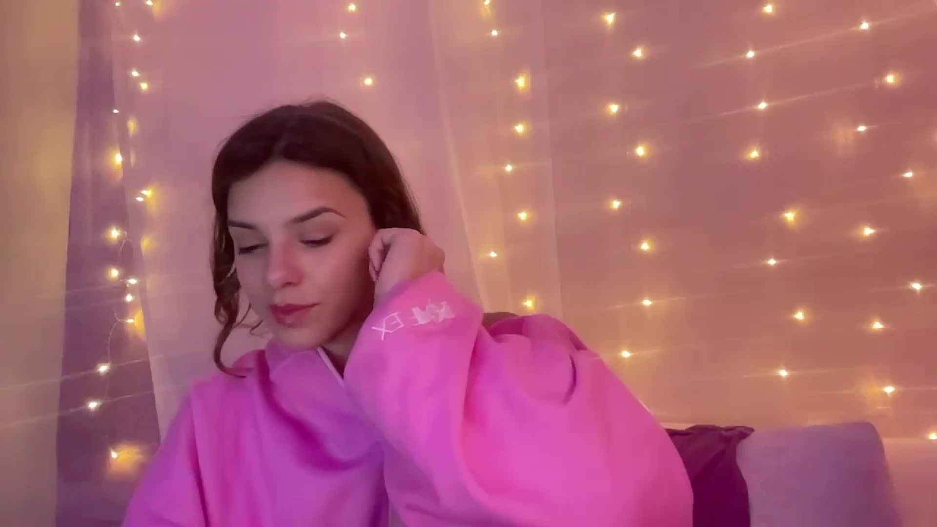 Gallery image thumbnail from AsheEllis's myfreecams stream on, 02/22/2024, 08:26 image 15 of 20