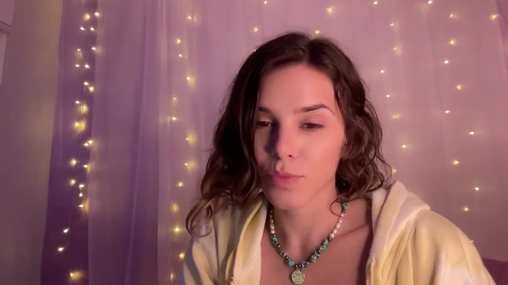 Gallery image thumbnail from AsheEllis's myfreecams stream on, 03/10/2024, 08:17 image 7 of 20