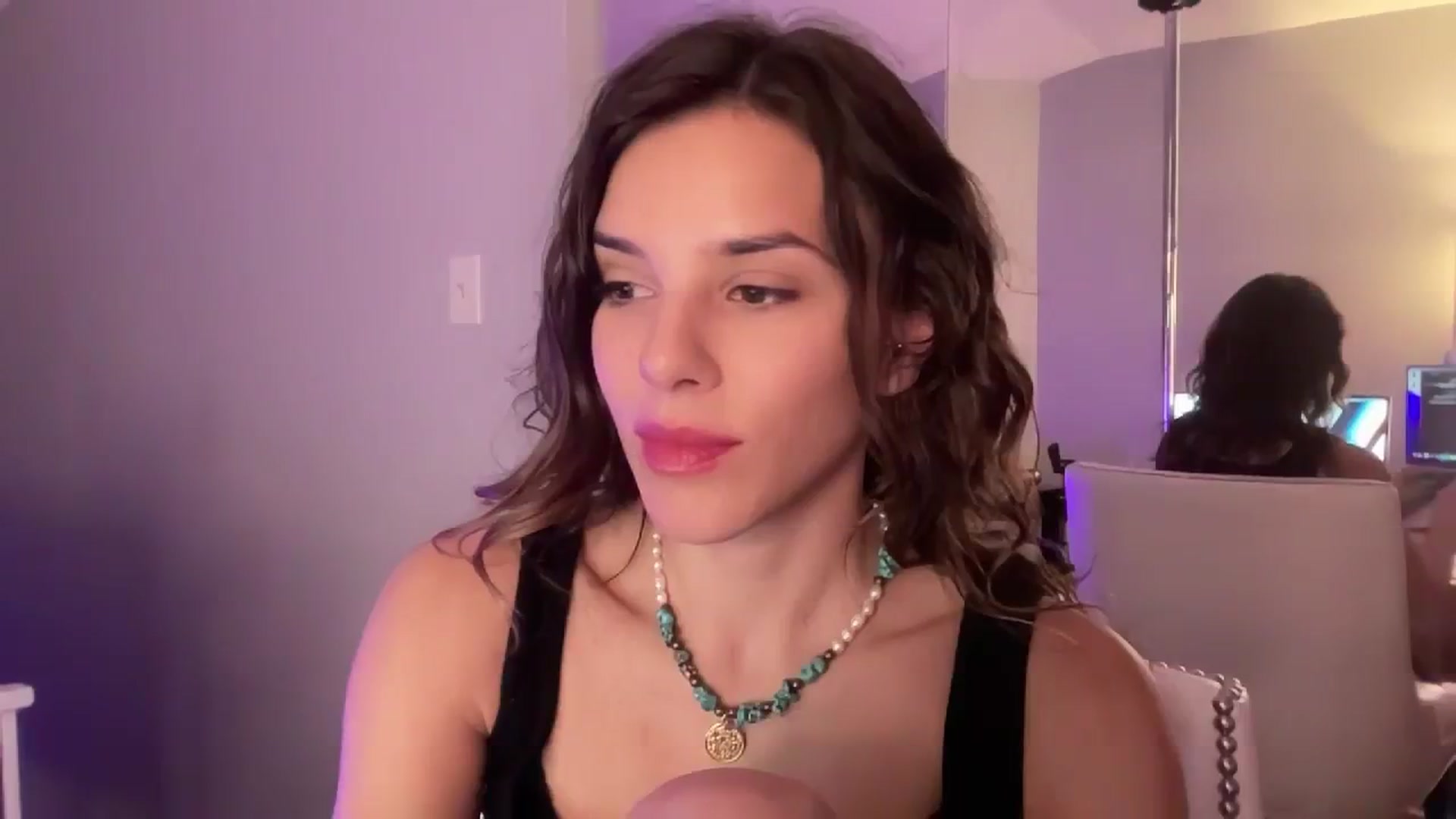 Gallery image thumbnail from AsheEllis's myfreecams stream on, 03/16/2024, 06:29 image 2 of 20