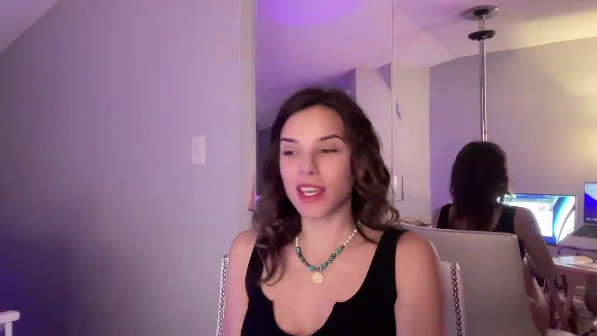 Gallery image thumbnail from AsheEllis's myfreecams stream on, 03/16/2024, 06:29 image 10 of 20