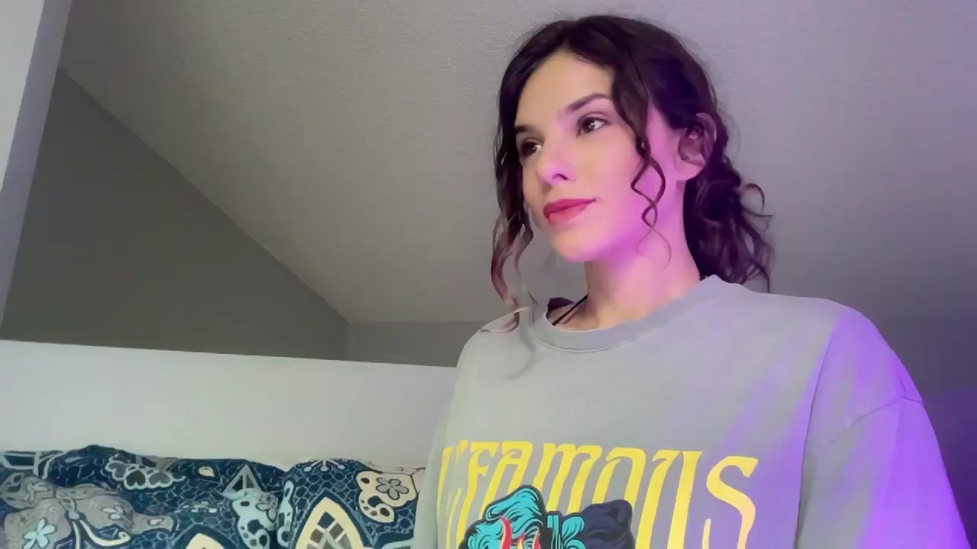 Gallery image thumbnail from AsheEllis's myfreecams stream on, 03/17/2024, 01:11 image 5 of 20