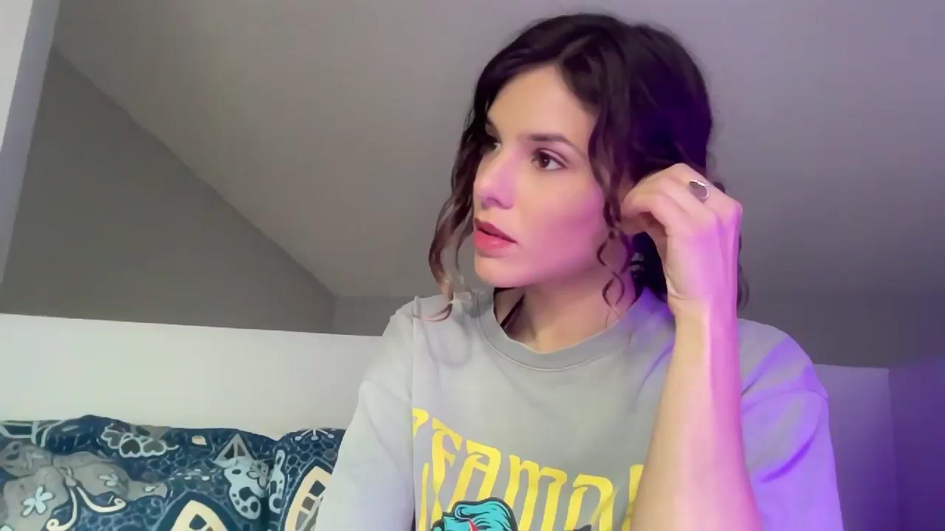 Gallery image thumbnail from AsheEllis's myfreecams stream on, 03/17/2024, 01:11 image 1 of 20