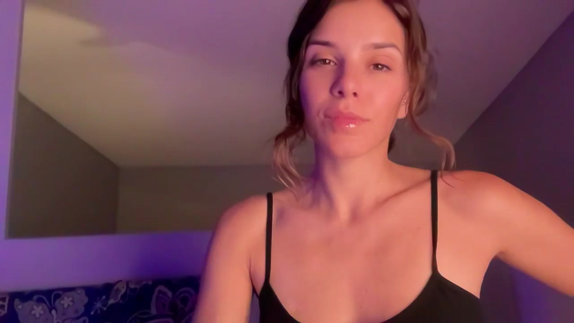 Gallery image thumbnail from AsheEllis's myfreecams stream on, 05/14/2024, 05:29 image 1 of 20