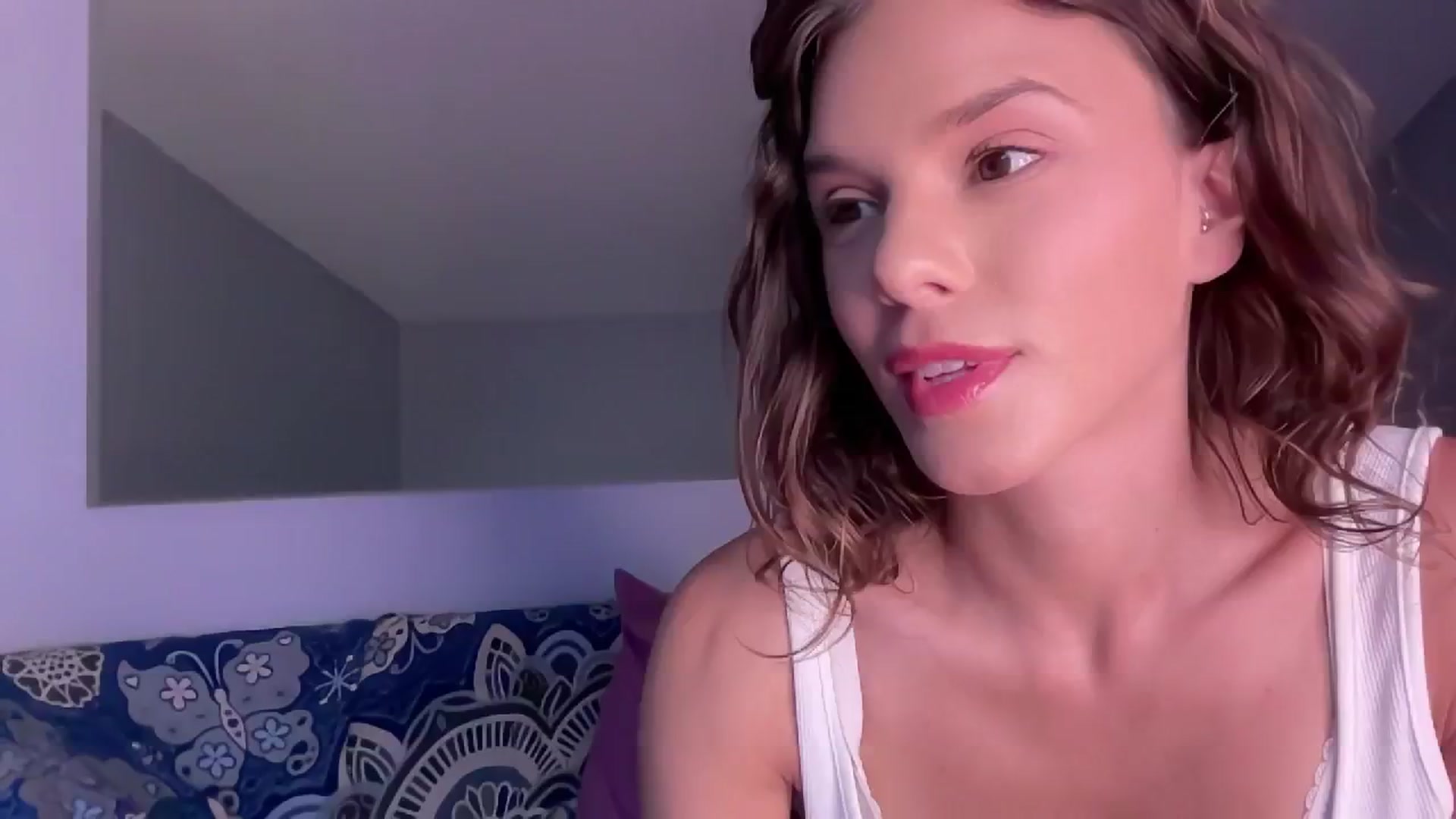 Gallery image thumbnail from AsheEllis's myfreecams stream on, 05/15/2024, 01:58 image 2 of 20