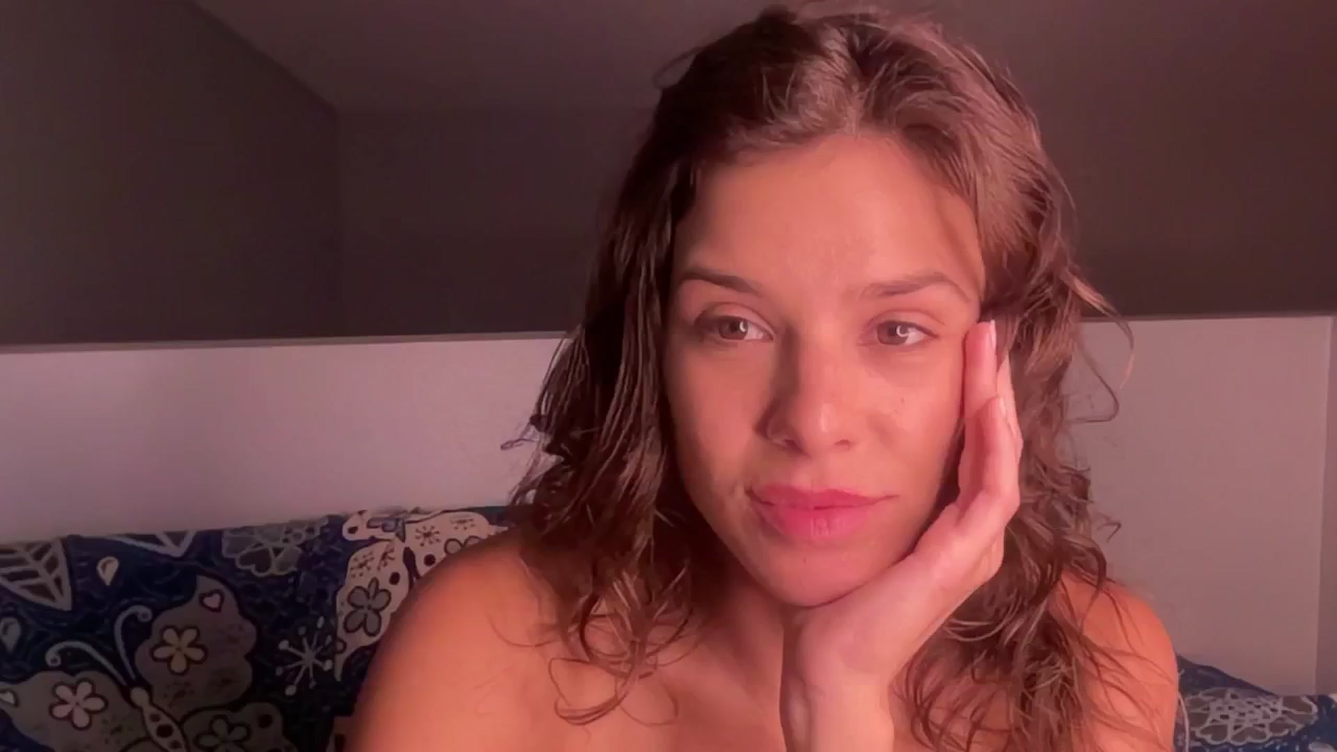 Gallery image thumbnail from AsheEllis's myfreecams stream on, 06/10/2024, 05:18 image 1 of 20