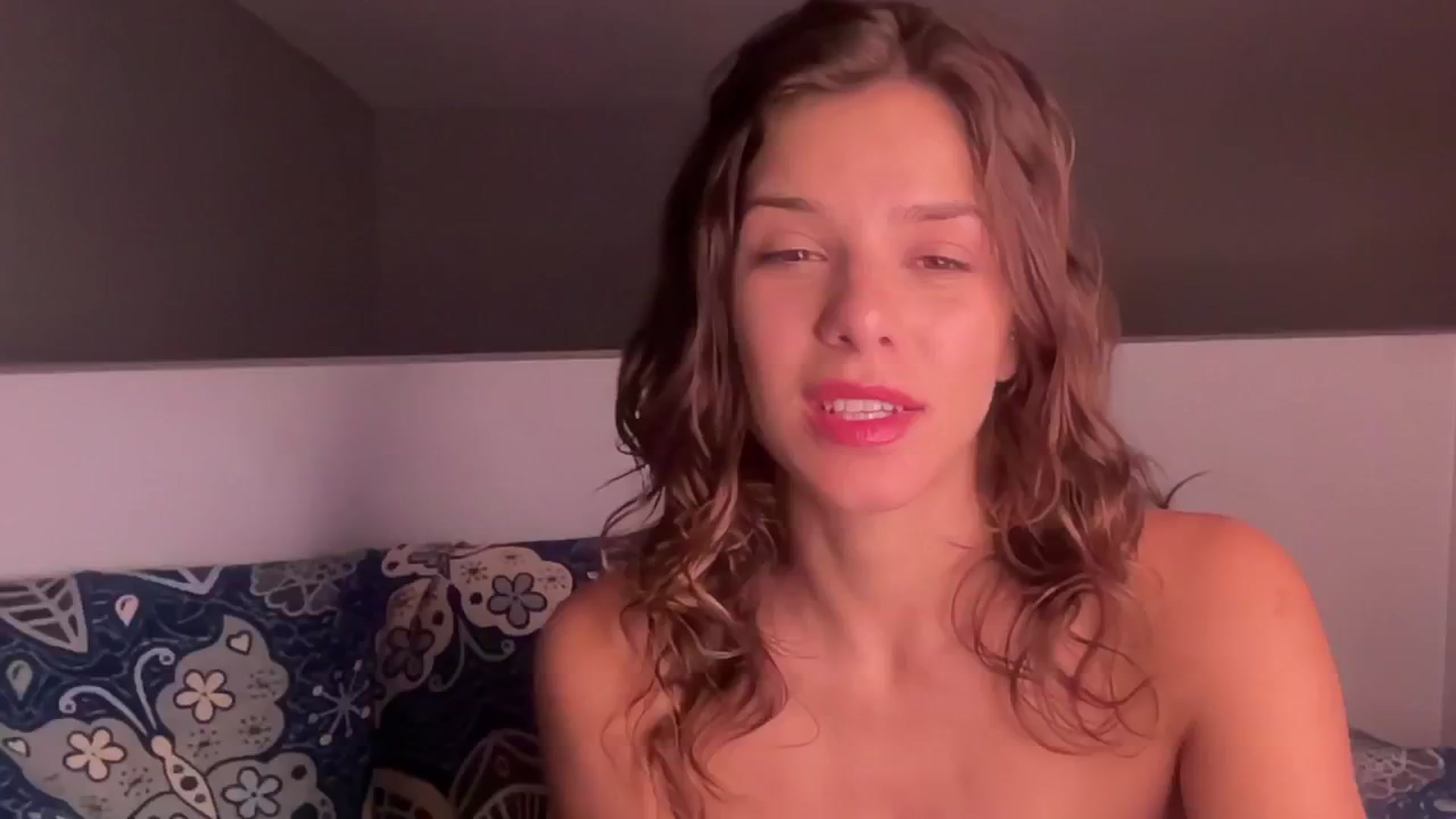 Gallery image thumbnail from AsheEllis's myfreecams stream on, 06/10/2024, 05:18 image 6 of 20