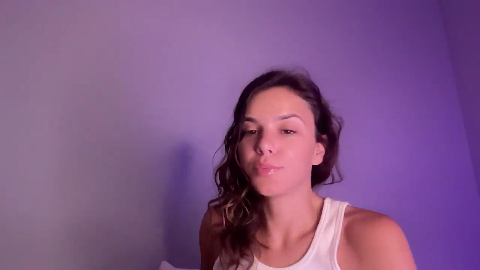 Gallery image thumbnail from AsheEllis's myfreecams stream on, 06/28/2024, 06:03 image 17 of 20