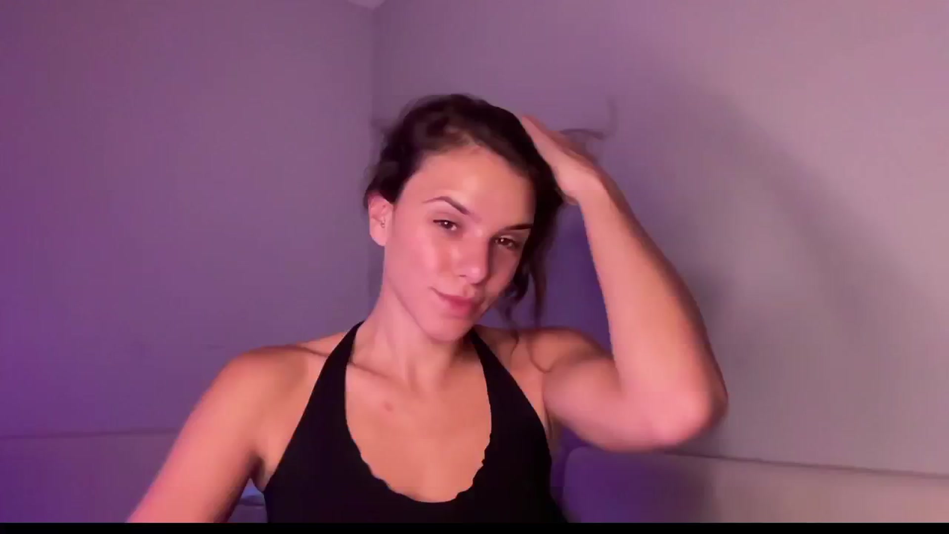 Gallery image thumbnail from AsheEllis's myfreecams stream on, 07/27/2024, 06:28 image 16 of 20