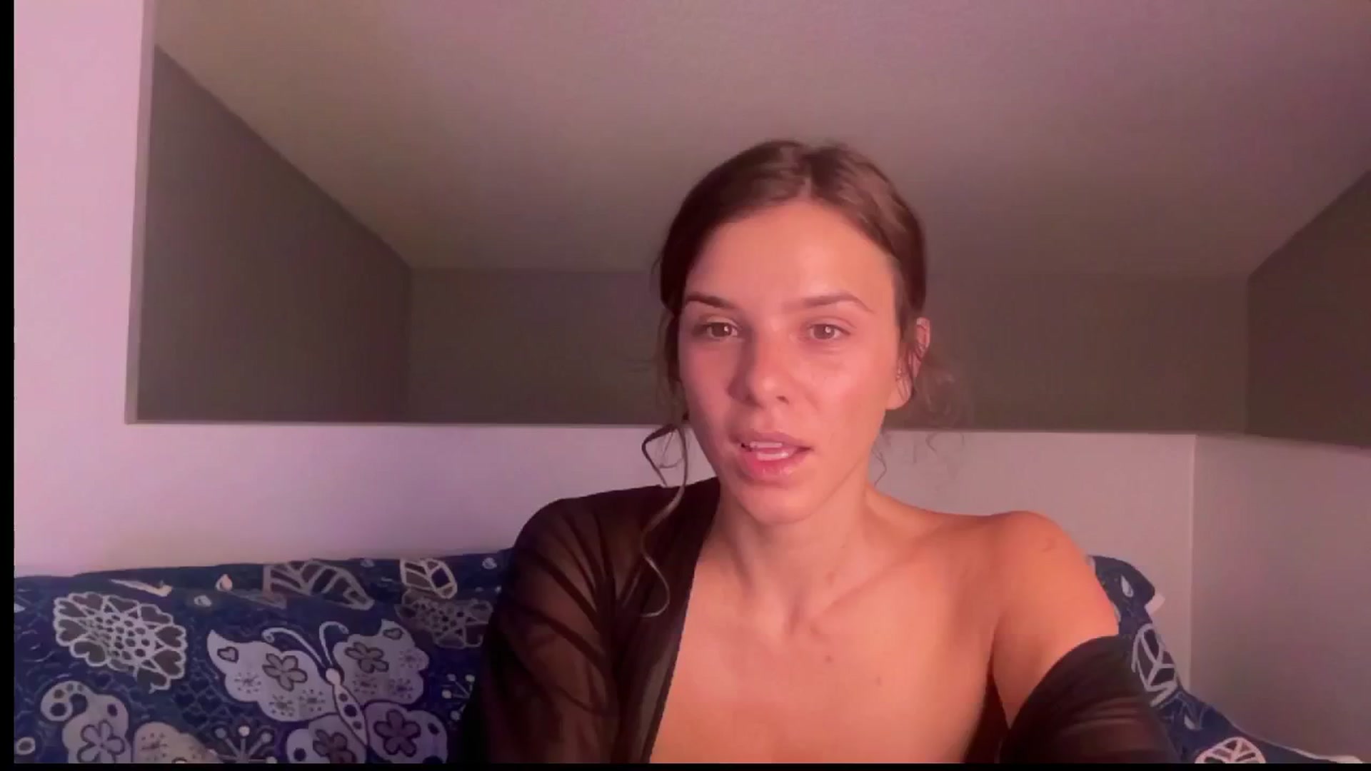 Gallery image thumbnail from AsheEllis's myfreecams stream on, 08/10/2024, 04:32 image 6 of 20