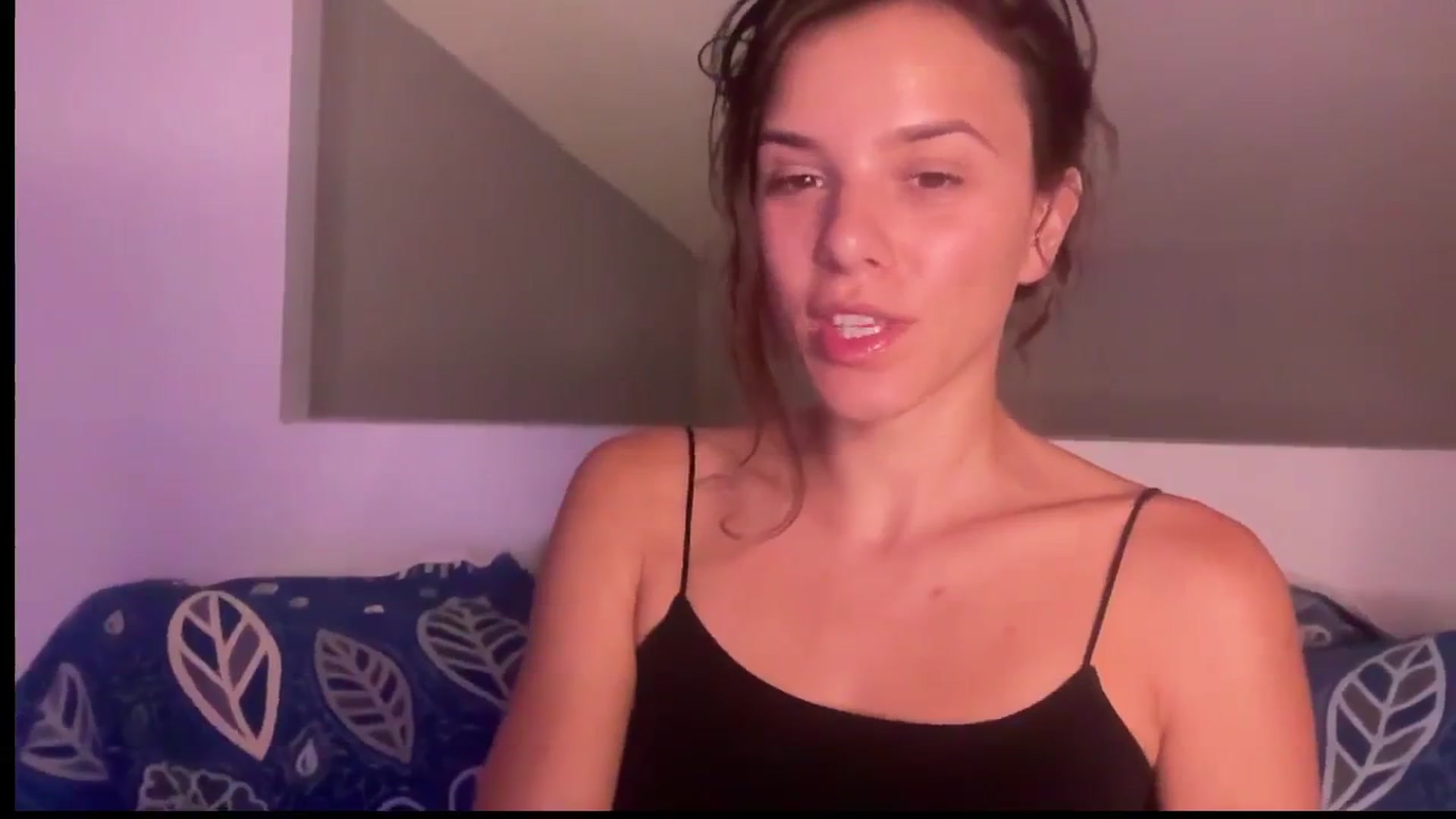 Gallery image thumbnail from AsheEllis's myfreecams stream on, 08/10/2024, 06:18 image 6 of 20
