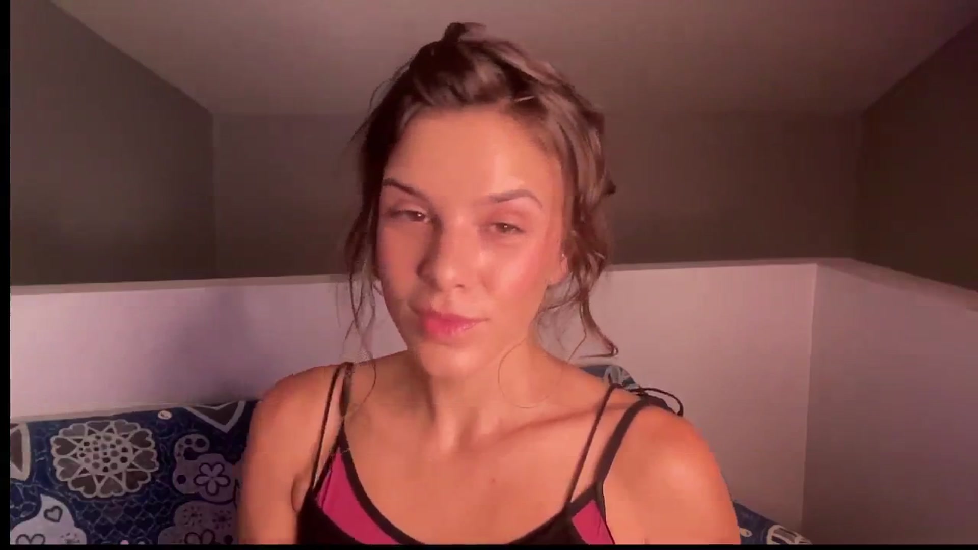 Gallery image thumbnail from AsheEllis's myfreecams stream on, 08/11/2024, 03:06 image 18 of 20