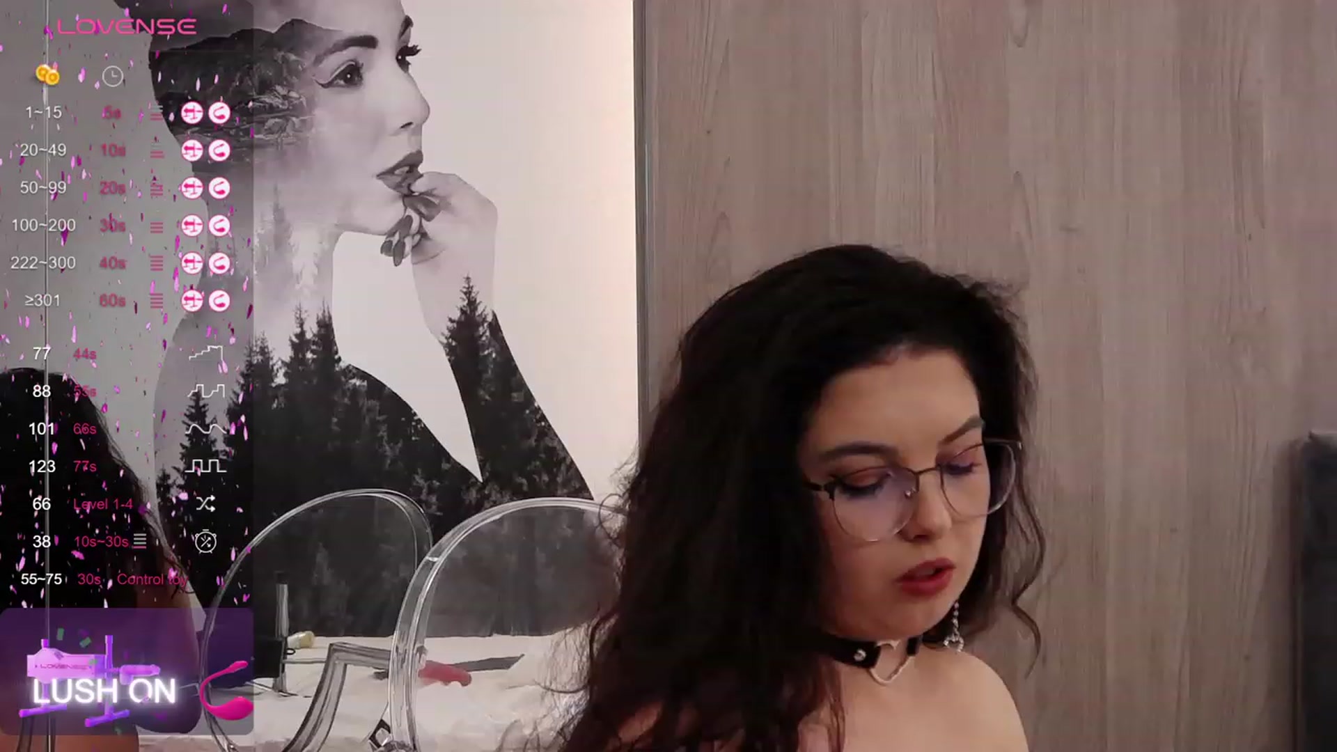 Gallery image thumbnail from AshelyGrace's myfreecams stream on, 02/05/2024, 09:31 image 12 of 20
