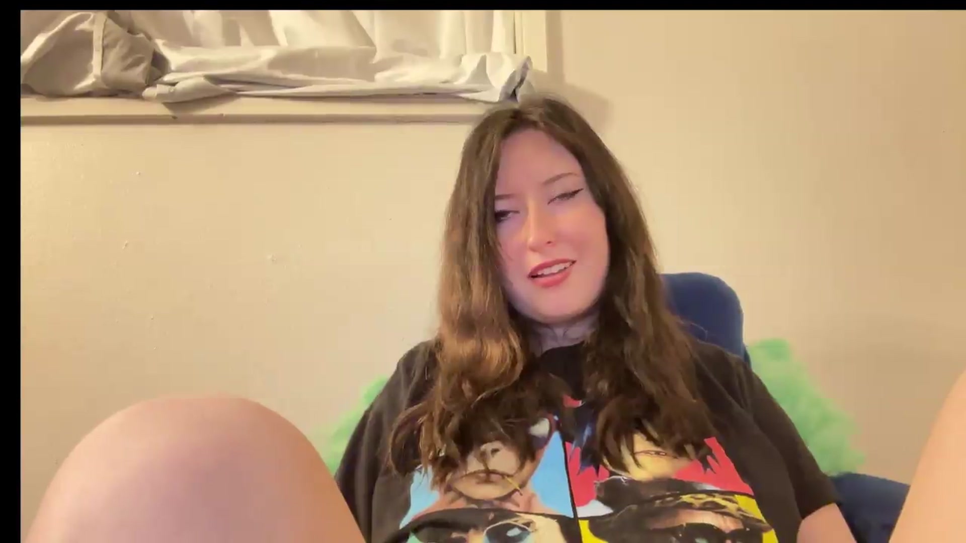 Gallery image thumbnail from Ashisscene's myfreecams stream on, 06/14/2026, 11:26 image 3 of 20