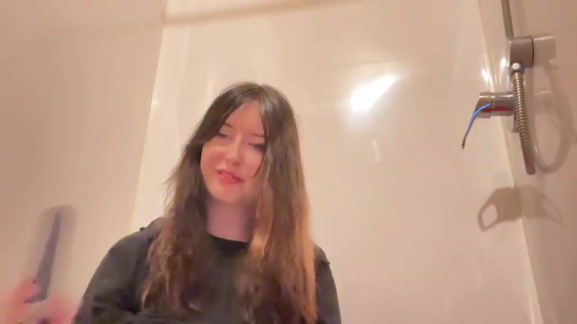 Gallery image thumbnail from Ashisscene's myfreecams stream on, 07/20/2026, 10:29 image 19 of 20