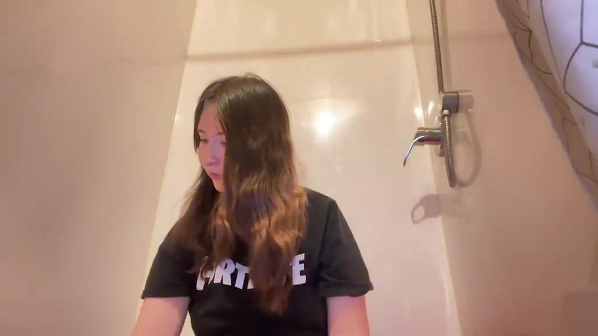 Gallery image thumbnail from Ashisscene's myfreecams stream on, 07/23/2026, 07:52 image 10 of 20
