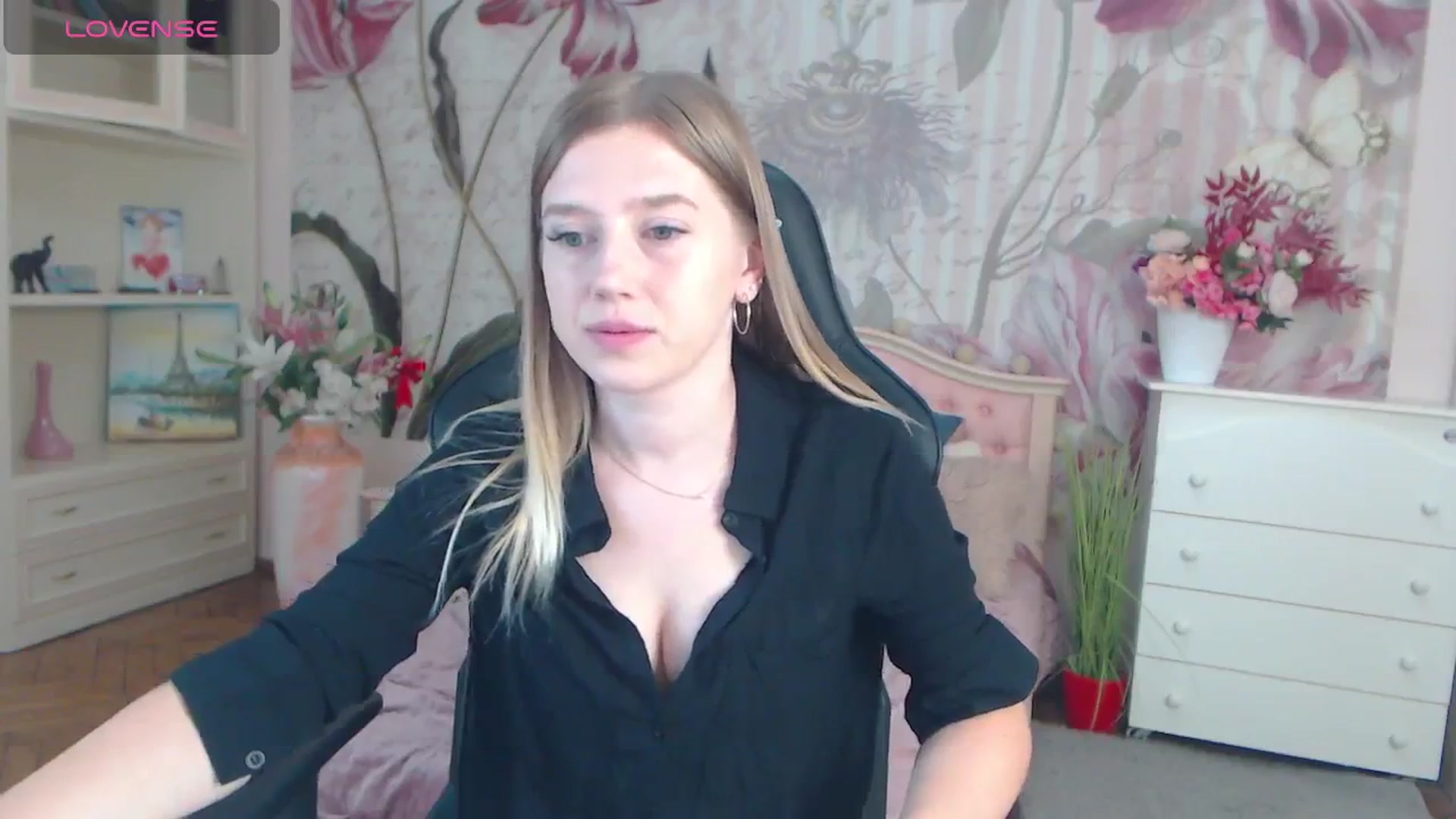 Gallery image thumbnail from AshleeSmit's myfreecams stream on, 08/07/2024, 18:35 image 3 of 20