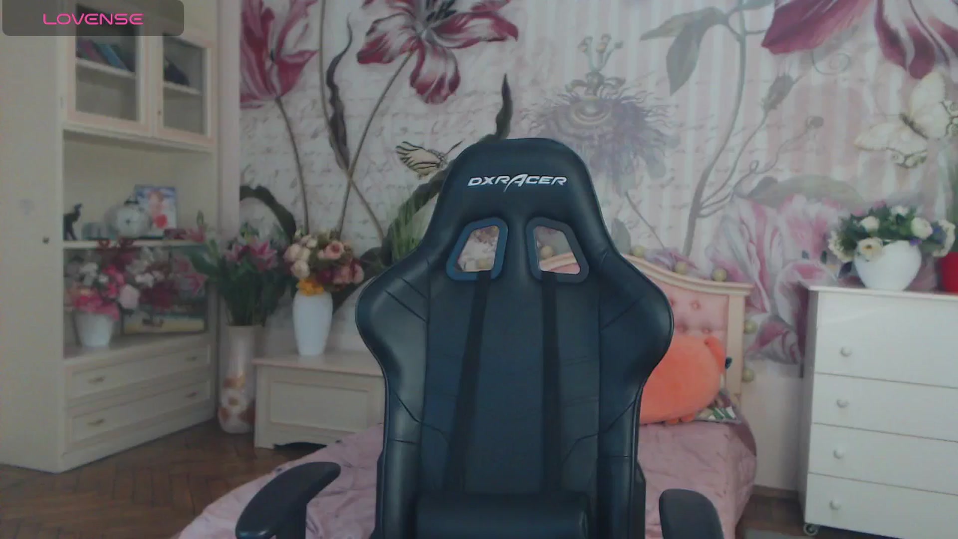 Gallery image thumbnail from AshleeSmit's myfreecams stream on, 11/11/2024, 15:58 image 14 of 20