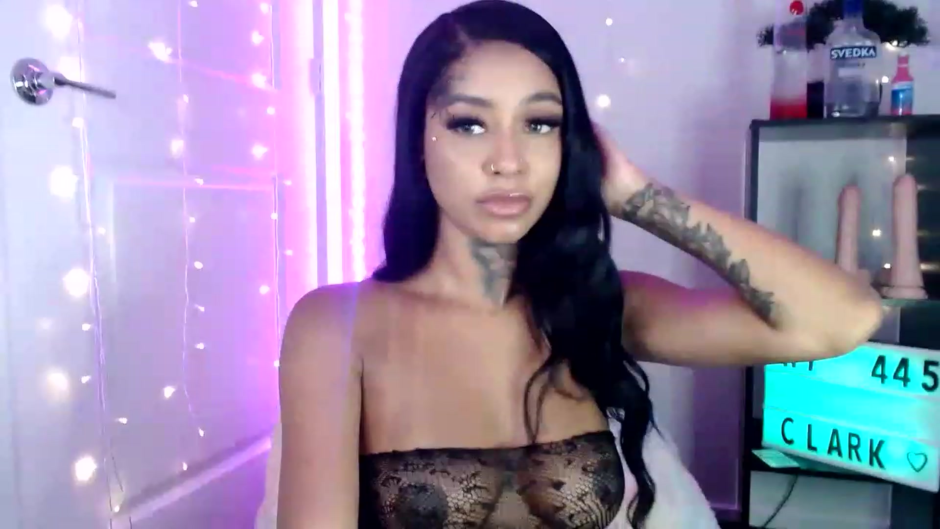 Gallery image thumbnail from Ashleeighh's myfreecams stream on, 05/28/2023, 21:43 image 17 of 20