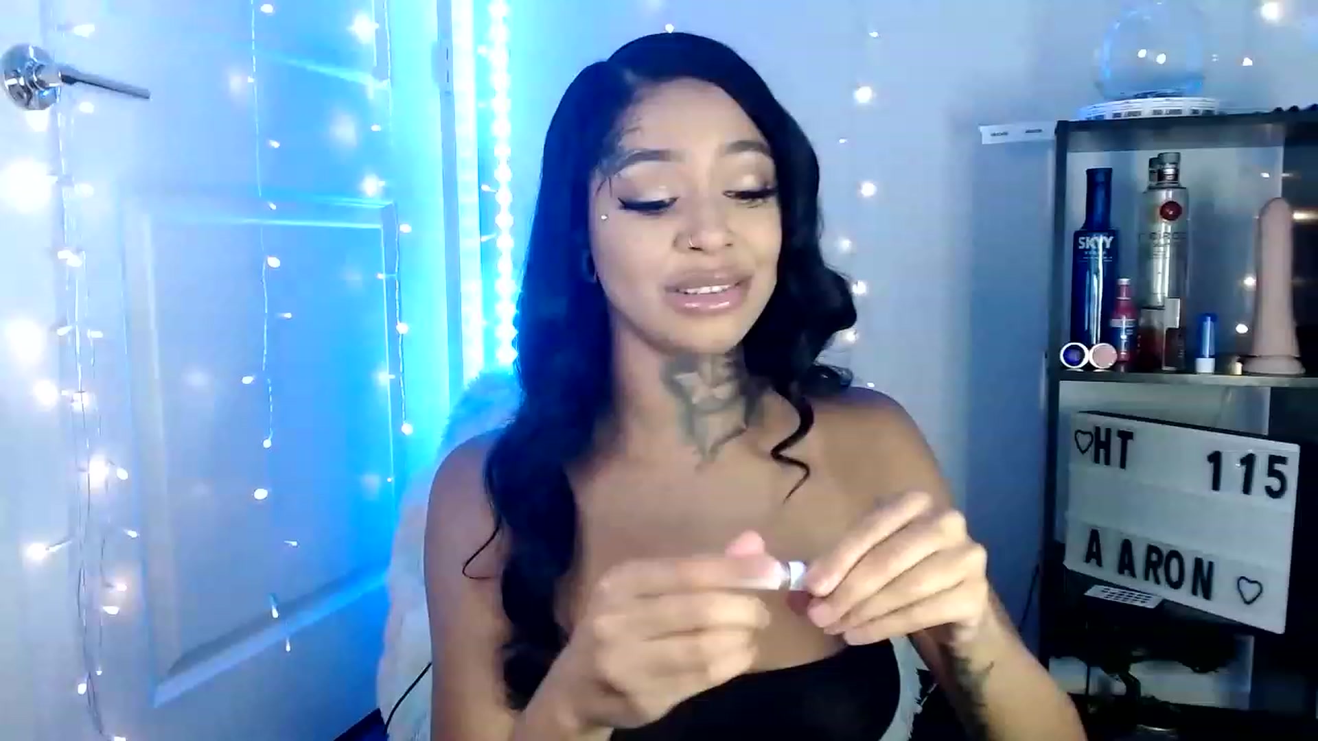 Gallery image thumbnail from Ashleeighh's myfreecams stream on, 06/03/2023, 22:20 image 10 of 20