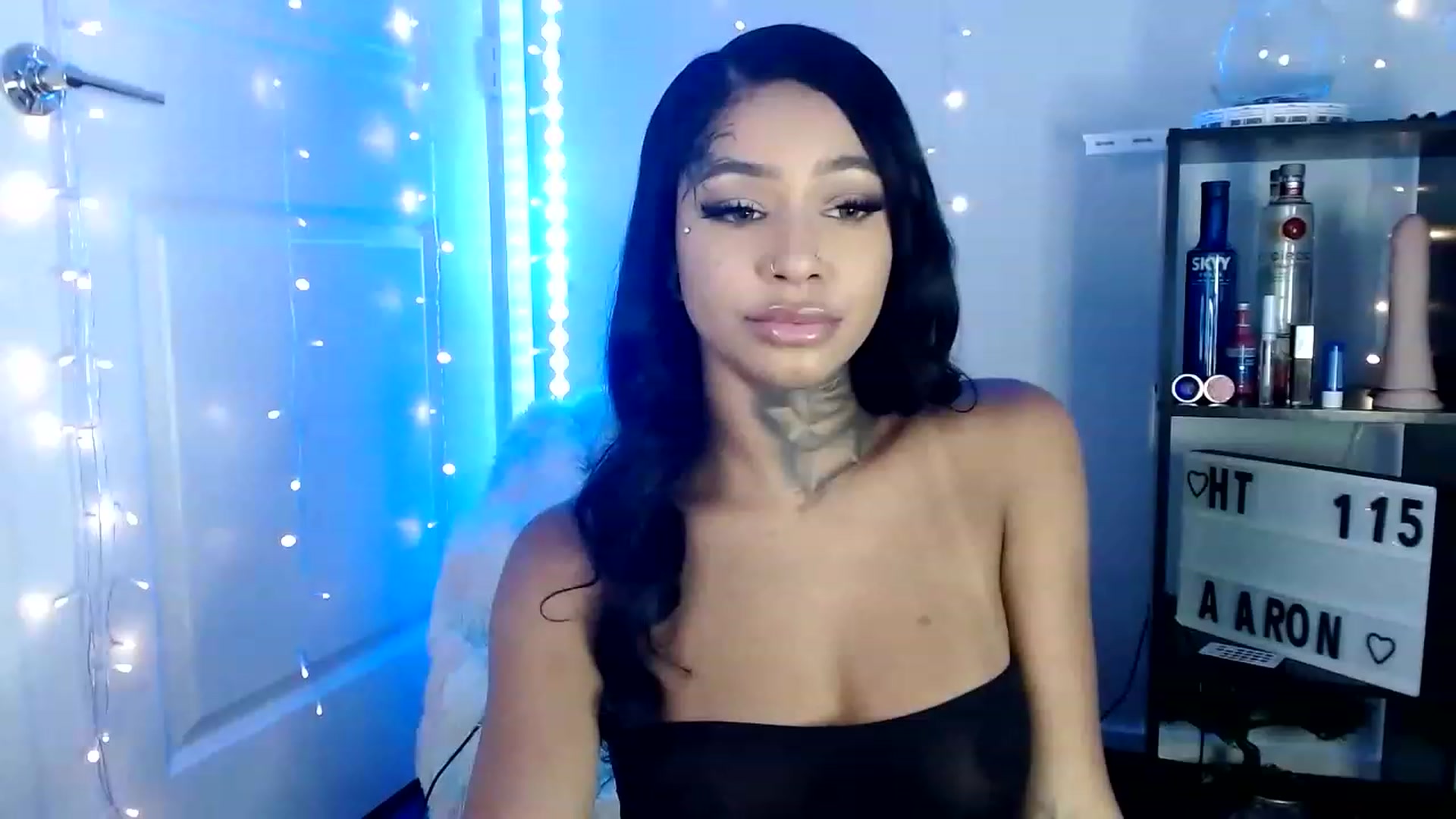 Gallery image thumbnail from Ashleeighh's myfreecams stream on, 06/03/2023, 22:20 image 13 of 20