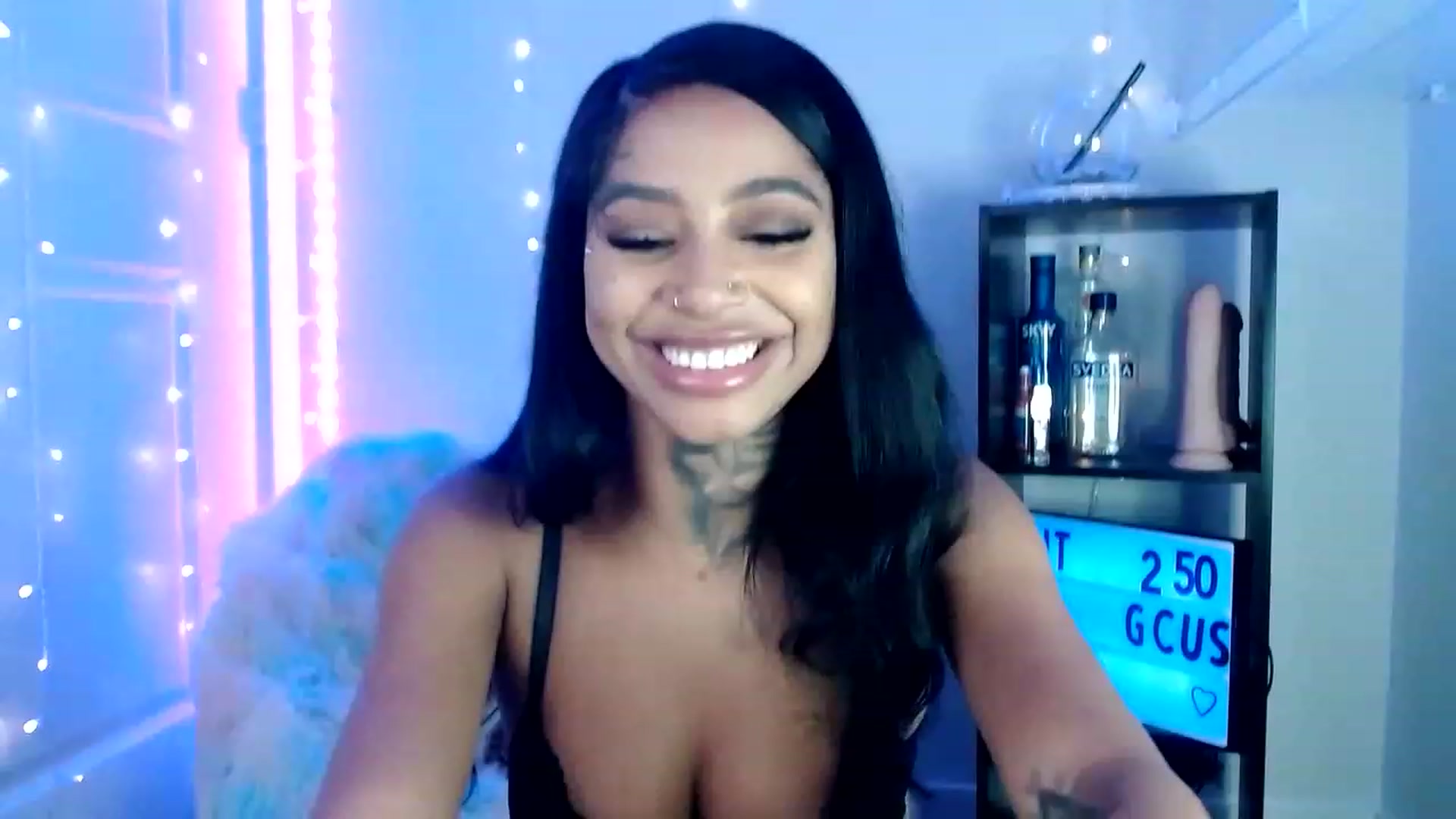 Gallery image thumbnail from Ashleeighh's myfreecams stream on, 06/12/2023, 05:15 image 16 of 20
