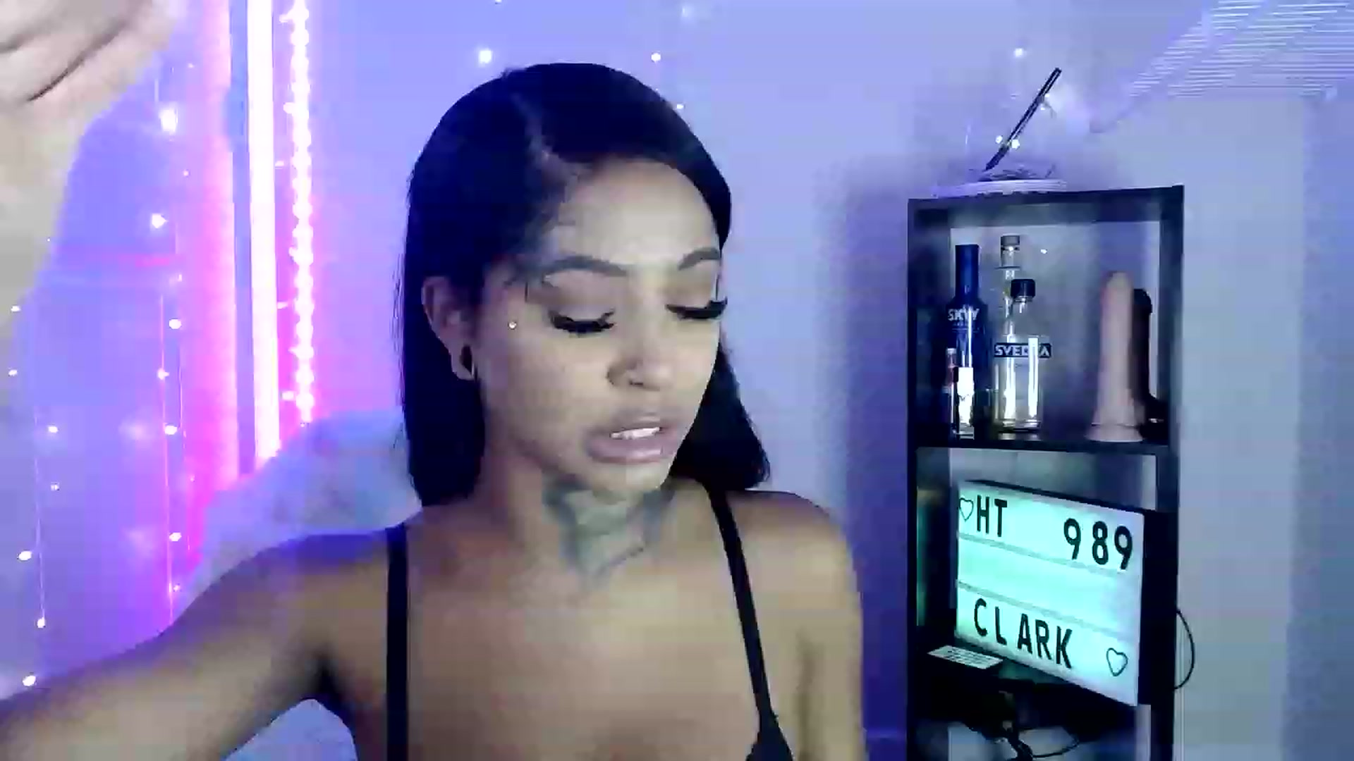Gallery image thumbnail from Ashleeighh's myfreecams stream on, 06/12/2023, 05:34 image 1 of 20
