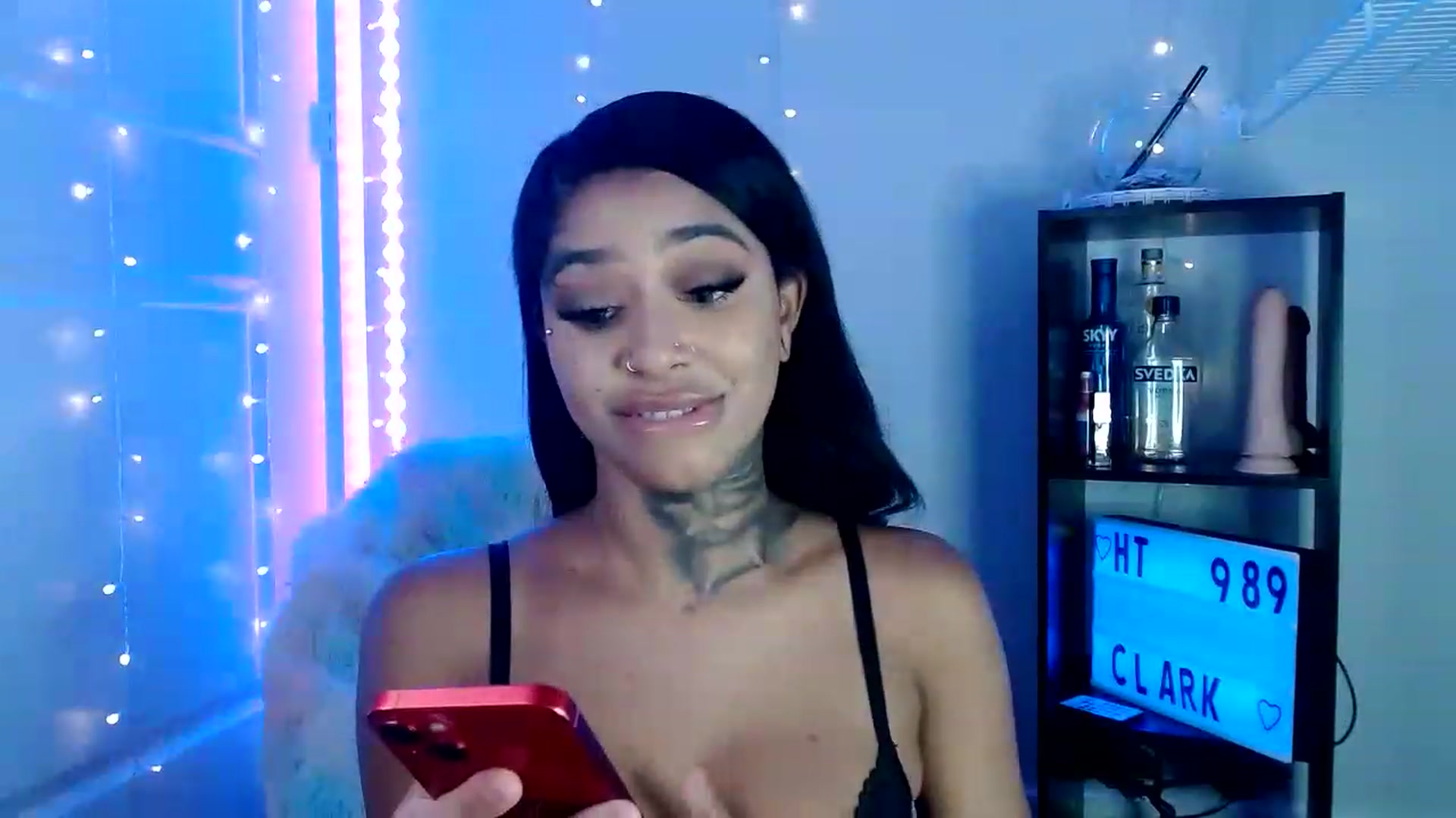 Gallery image thumbnail from Ashleeighh's myfreecams stream on, 06/12/2023, 05:34 image 3 of 20