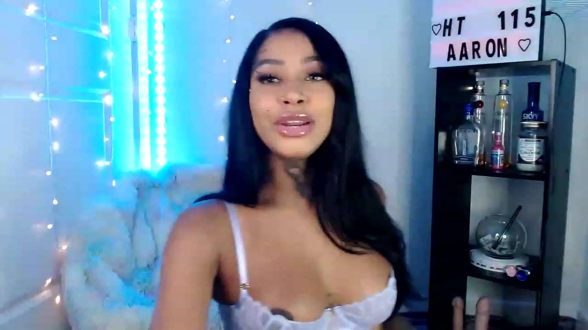 Gallery image thumbnail from Ashleeighh's myfreecams stream on, 06/21/2023, 04:05 image 14 of 20