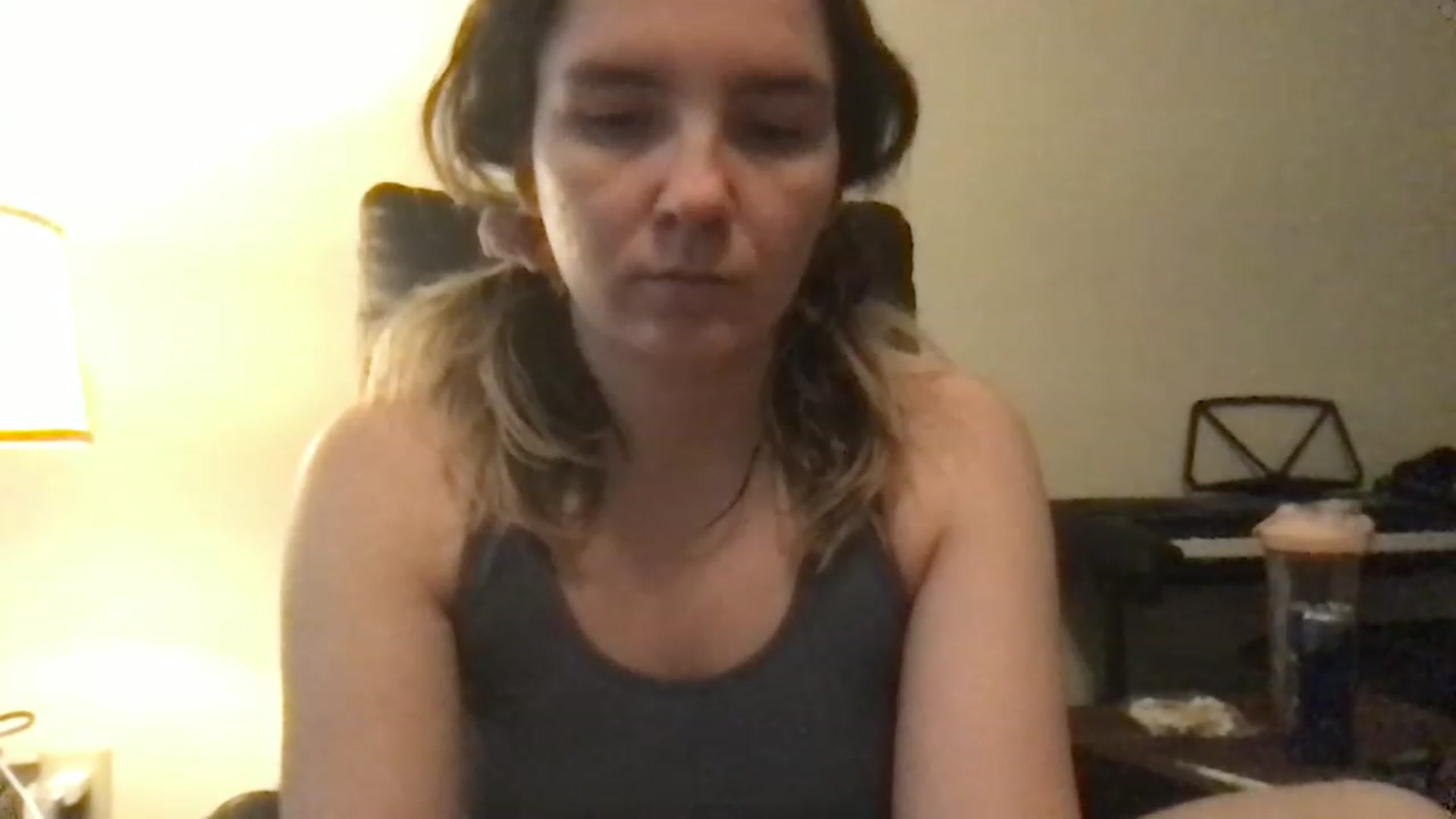 Gallery image thumbnail from AshleighPink's myfreecams stream on, 11/16/2022, 16:06 image 16 of 20